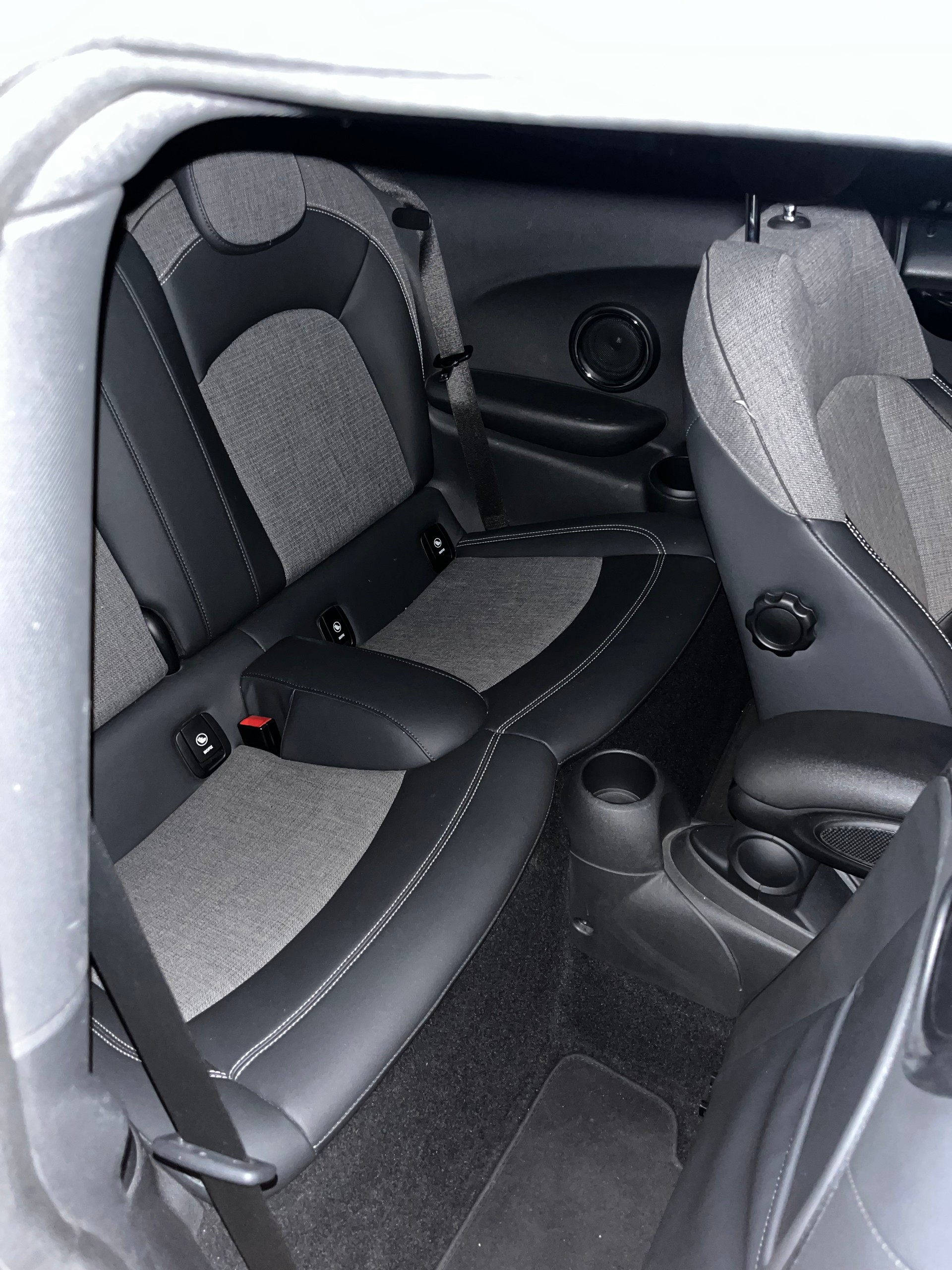 MINI 2.0i Cooper S-image-10