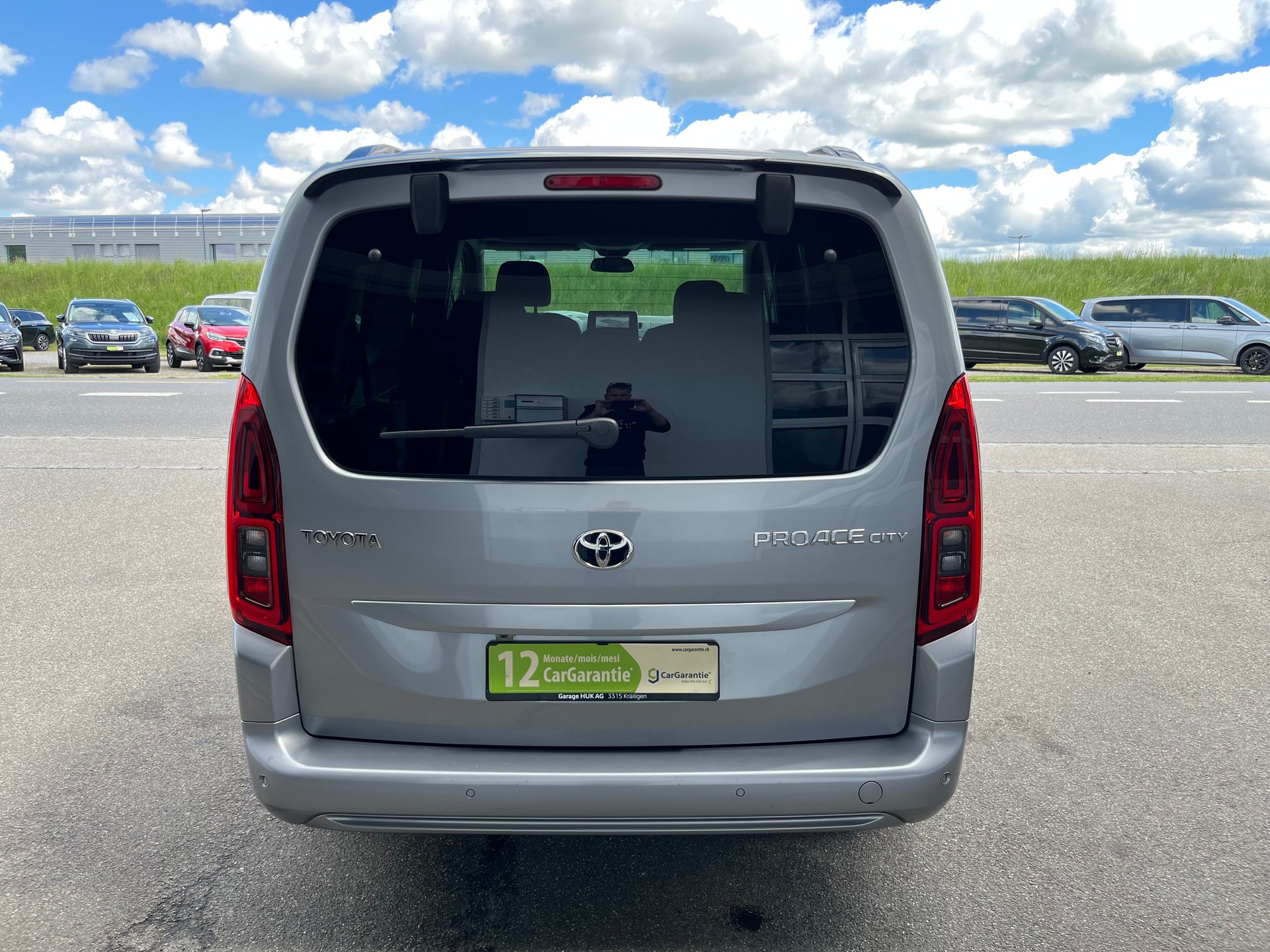 TOYOTA Proace City Verso 1.5 Trend Long Automatik-image-2