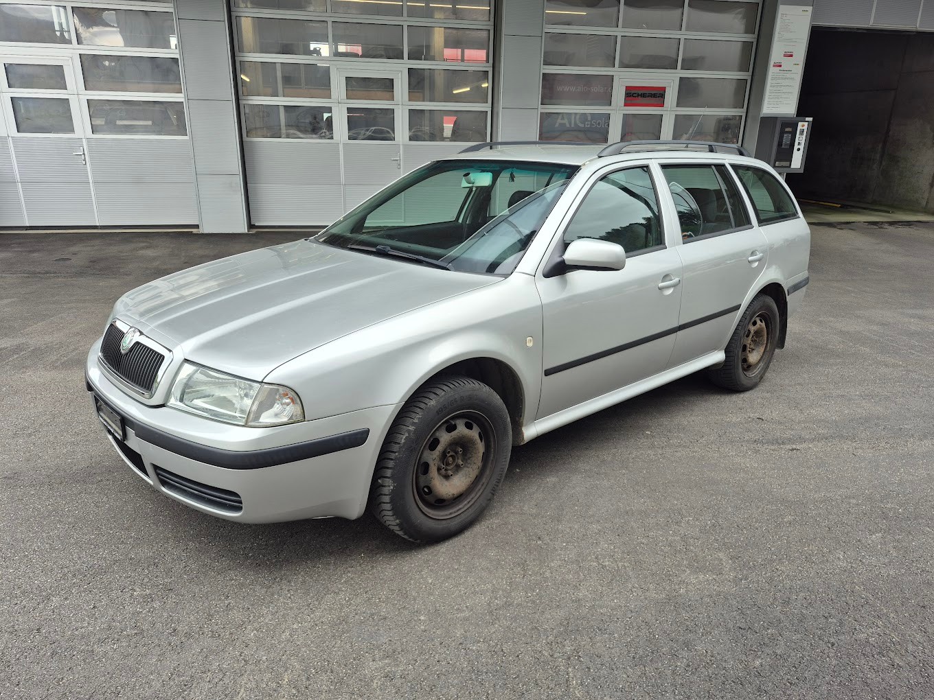 SKODA Octavia 1.9 TDI Tour 4x4-image-8