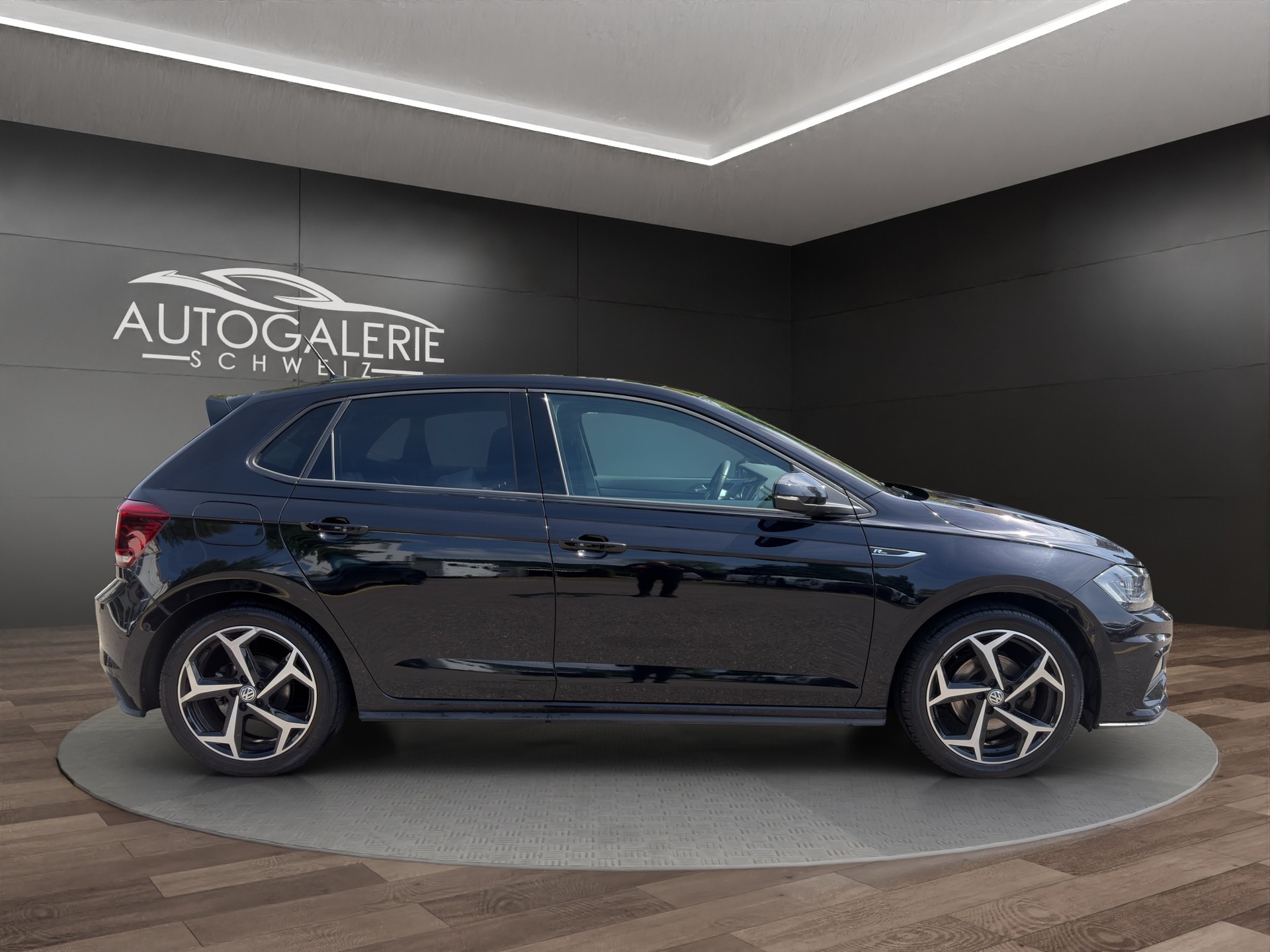 VW Polo 1.0 TSI BMT R-LINE Highline DSG | CH | Navi | PANORAMA | Keyless | Innovationspaket |-image-5