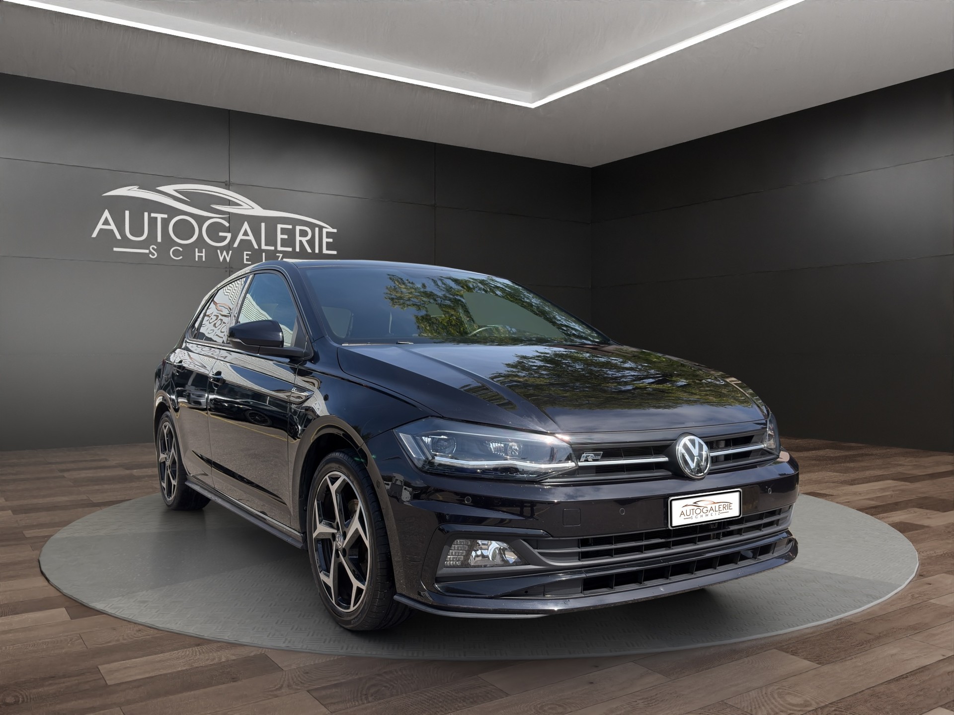 VW Polo 1.0 TSI BMT R-LINE Highline DSG | CH | Navi | PANORAMA | Keyless | Innovationspaket |-image-6