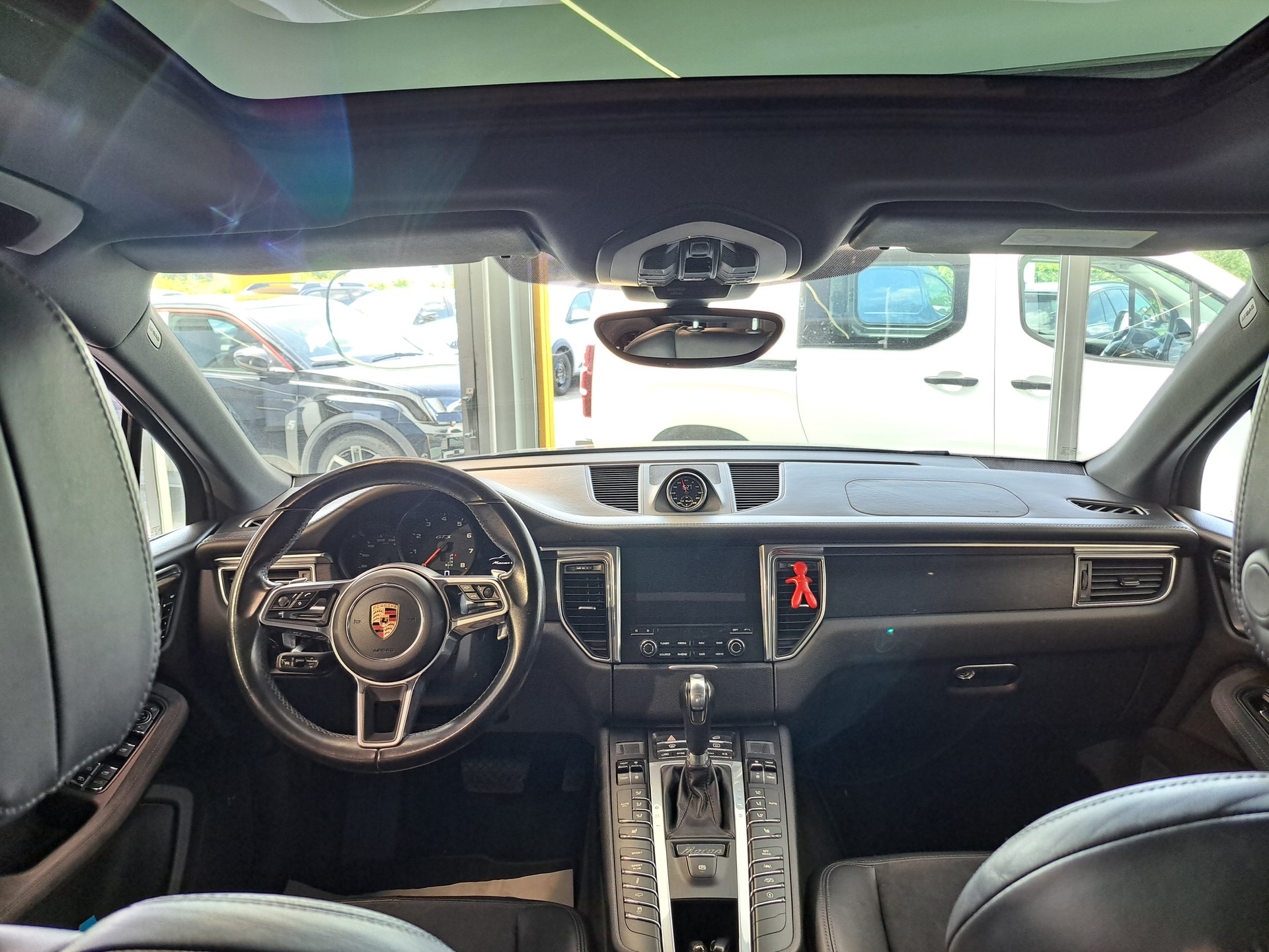 PORSCHE Macan GTS PDK-image-7