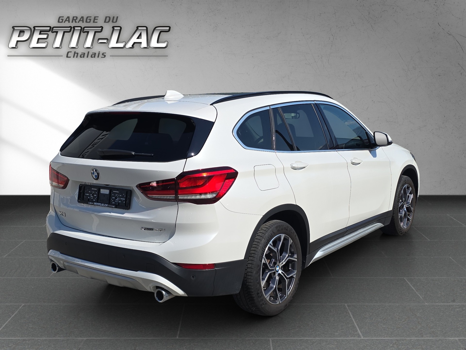 BMW X1 xDrive 20i xLine Steptronic-image-3