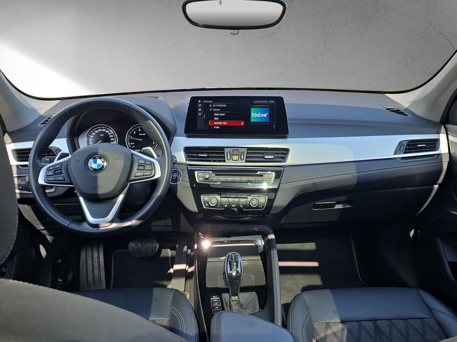 BMW X1 xDrive 20i xLine Steptronic-image-10