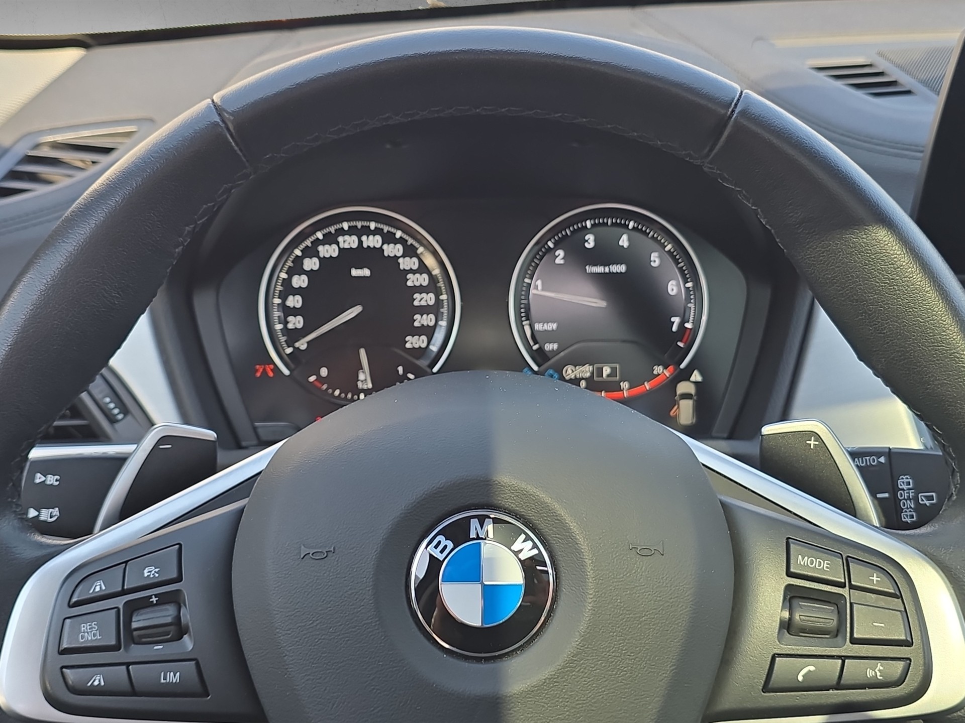 BMW X1 xDrive 20i xLine Steptronic-image-14
