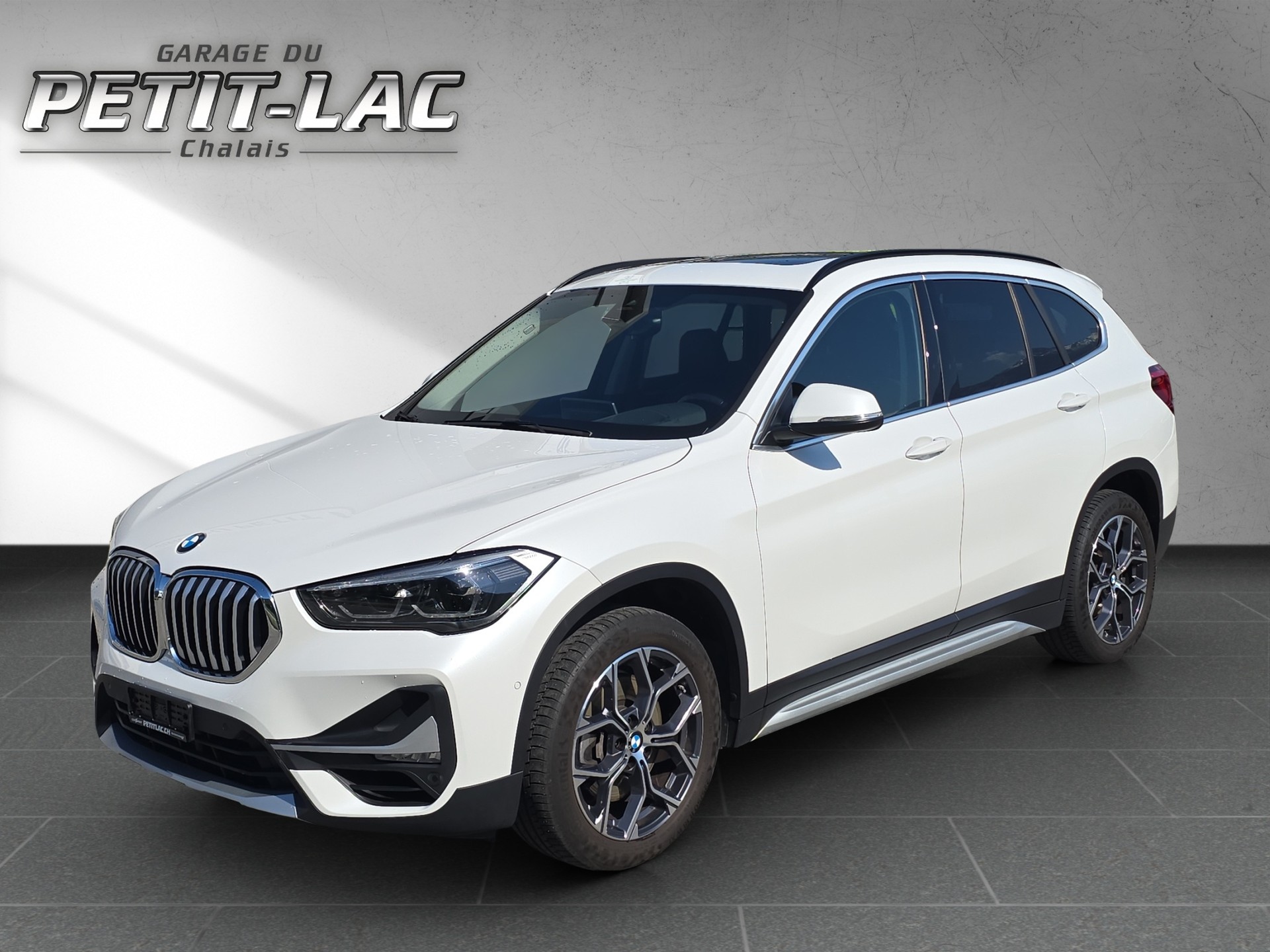 BMW X1 xDrive 20i xLine Steptronic-image-7