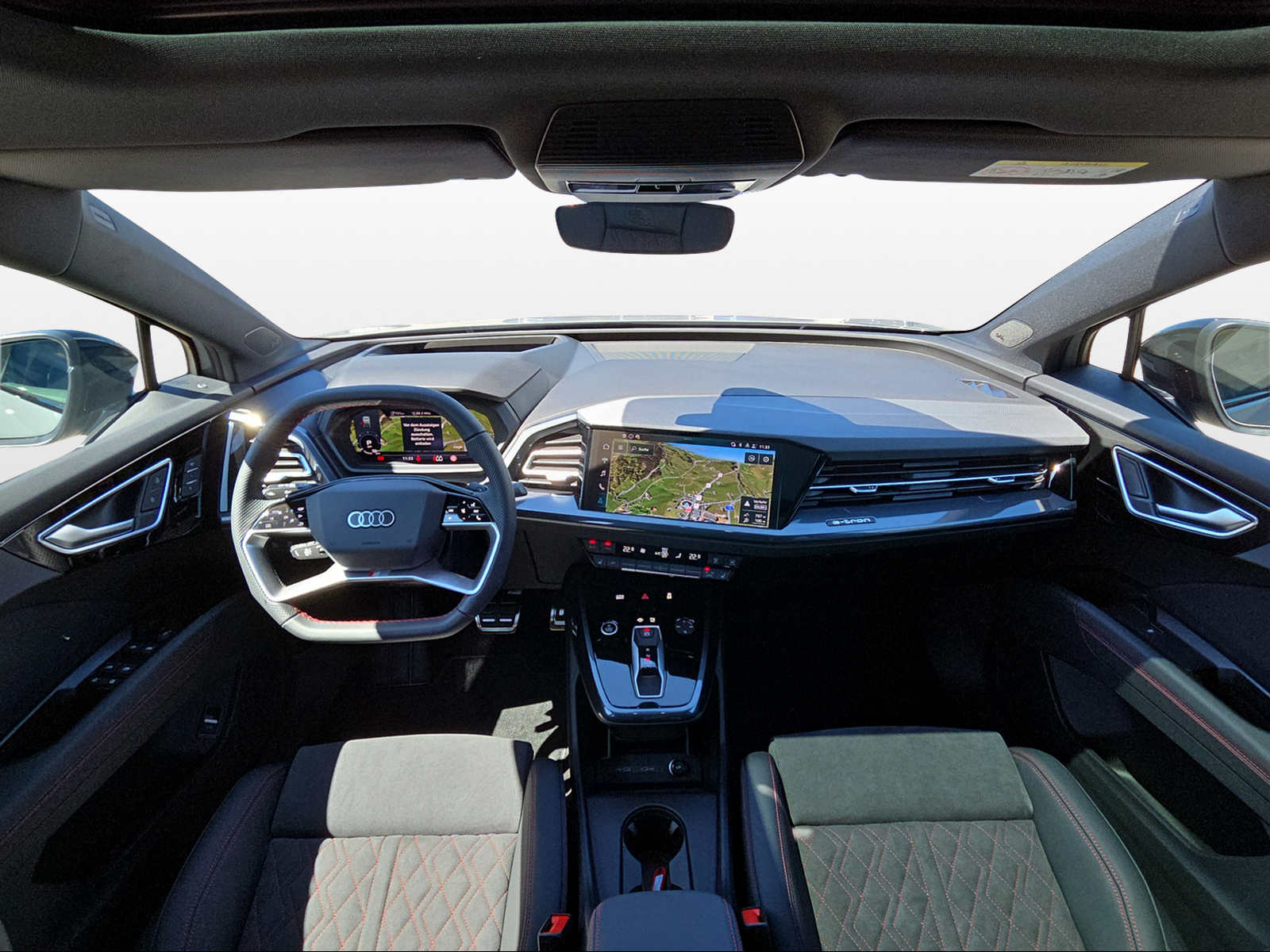 AUDI Q4 e-tron 45 Edition Swiss Ski quattro-showroom-element-3