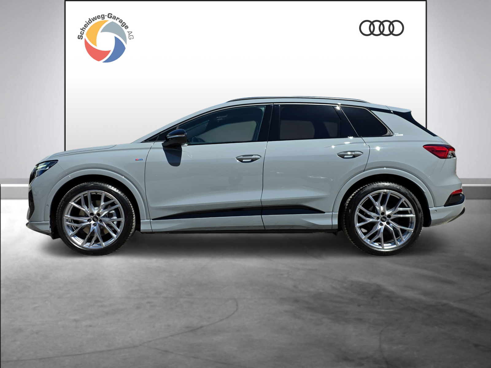 AUDI Q4 e-tron 45 Edition Swiss Ski quattro-image-2