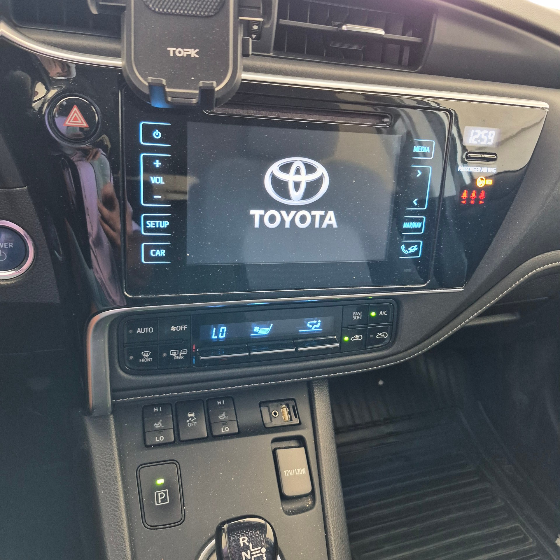 TOYOTA Auris Touring Sports 1.8 HSD Active e-CVT-image-6