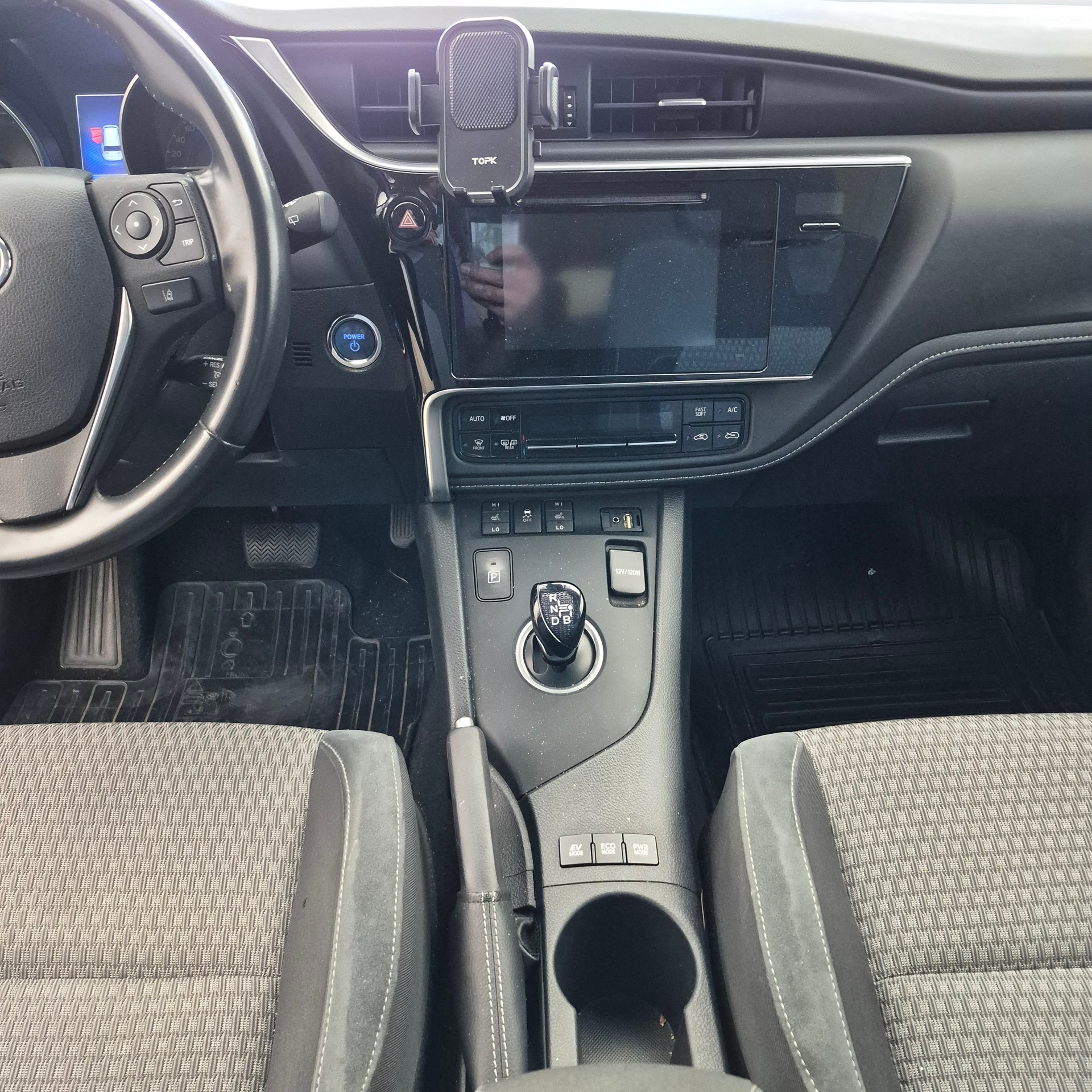 TOYOTA Auris Touring Sports 1.8 HSD Active e-CVT-image-10