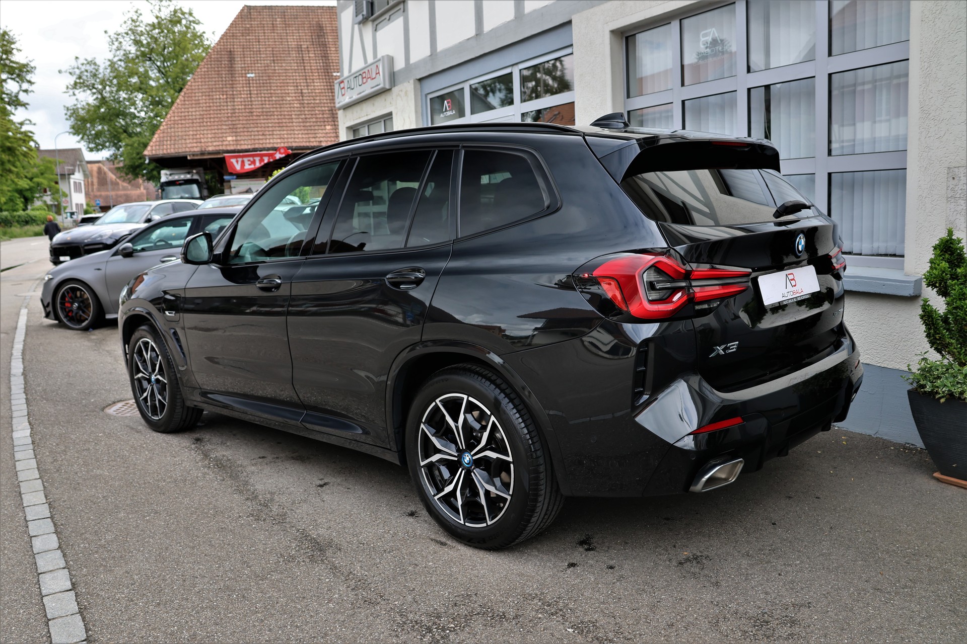 BMW X3 xDrive 30e M Sport (CH) + 2.4T AHK-image-5