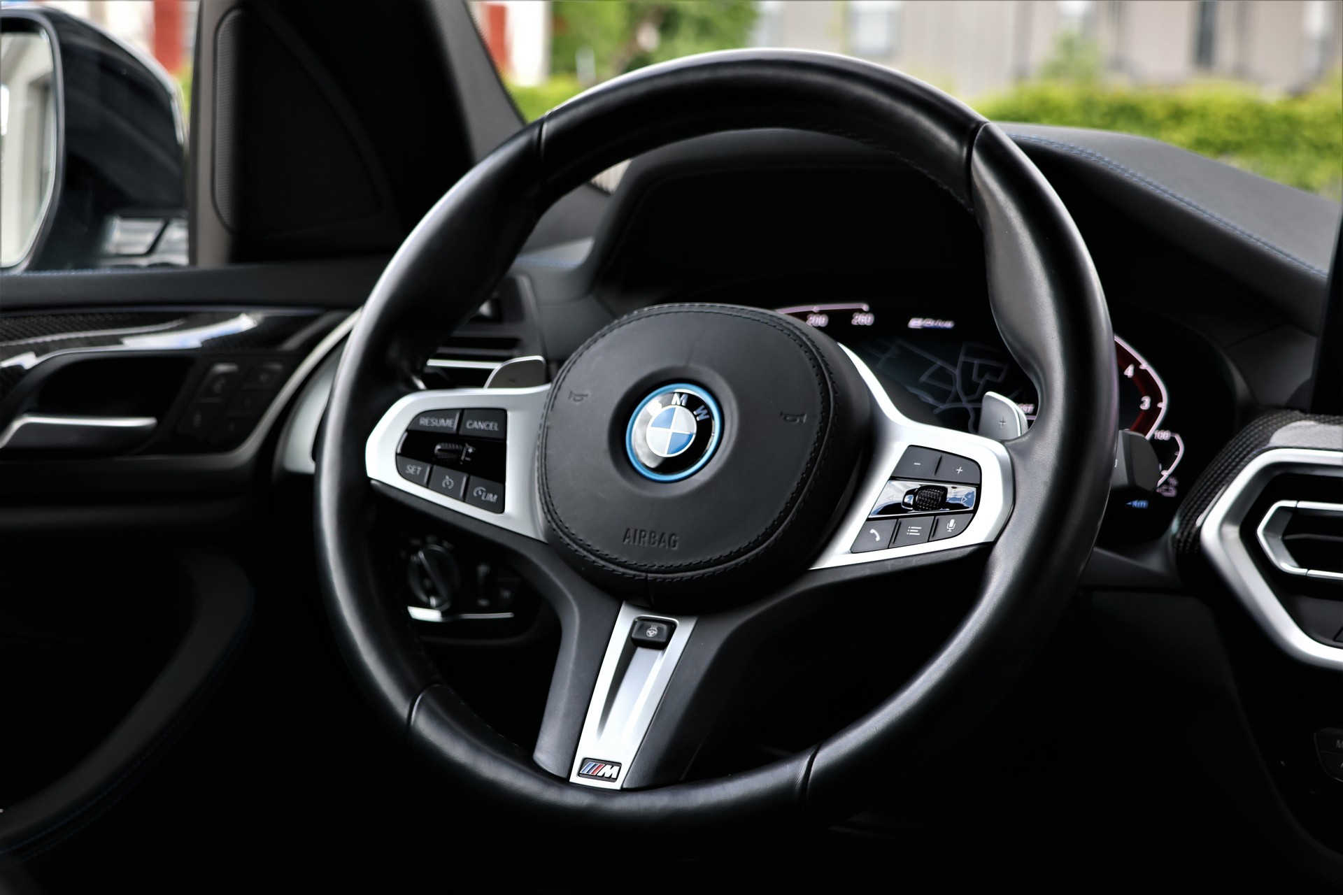 BMW X3 xDrive 30e M Sport (CH) + 2.4T AHK-image-12