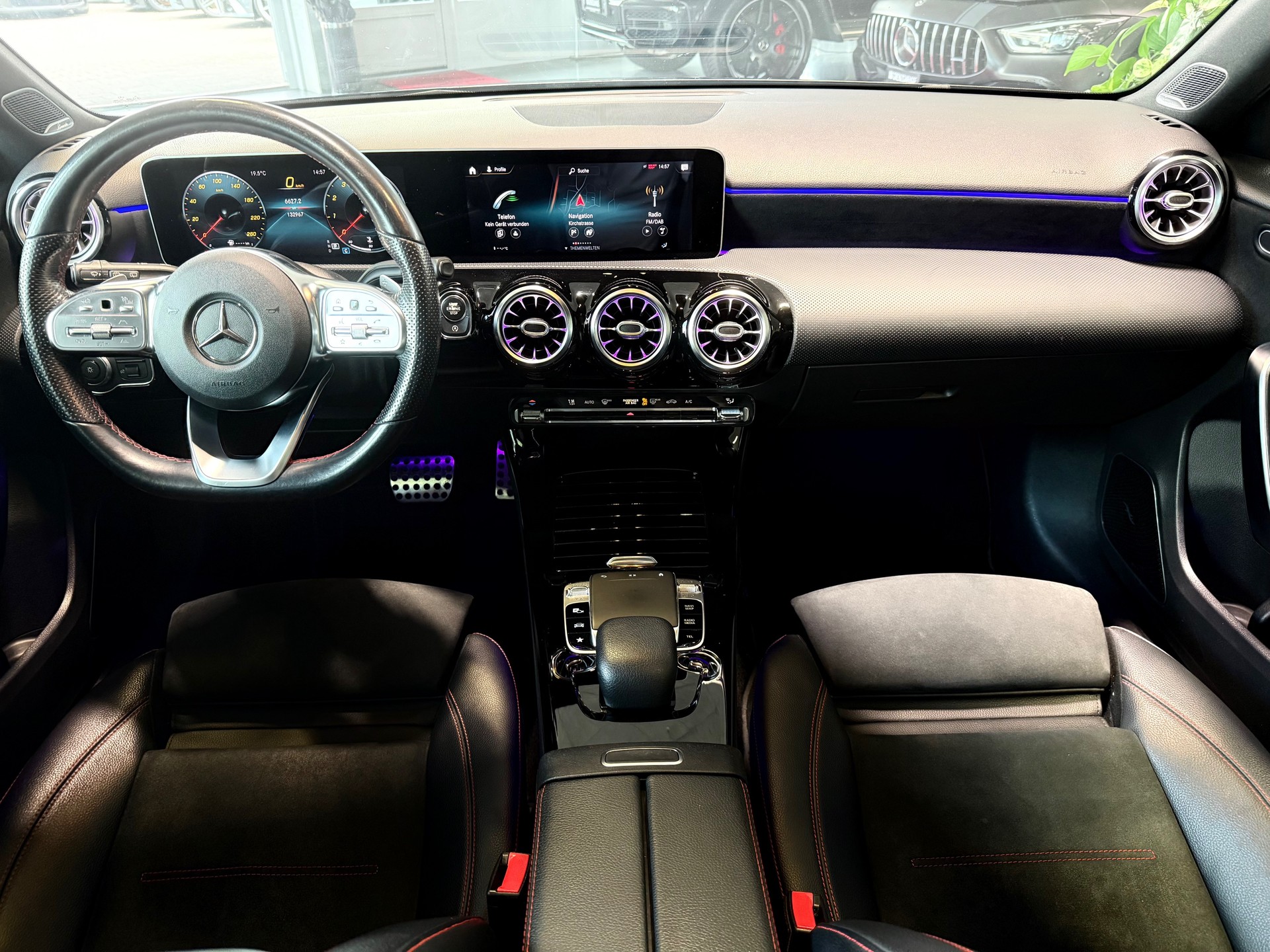 MERCEDES-BENZ A 250 4Matic Style 7G-DCT-image-13