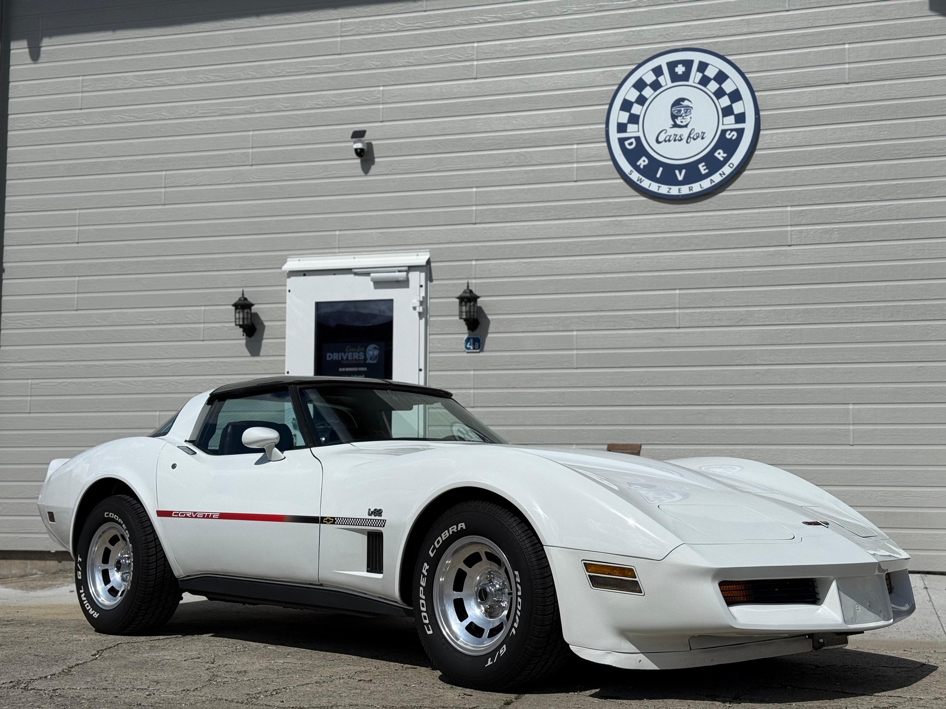 CHEVROLET CORVETTE-image-0