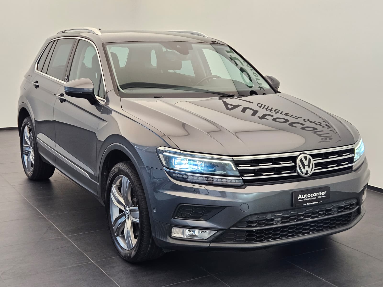 VW Tiguan 2.0TSI Sound 4Motion DSG-image-4
