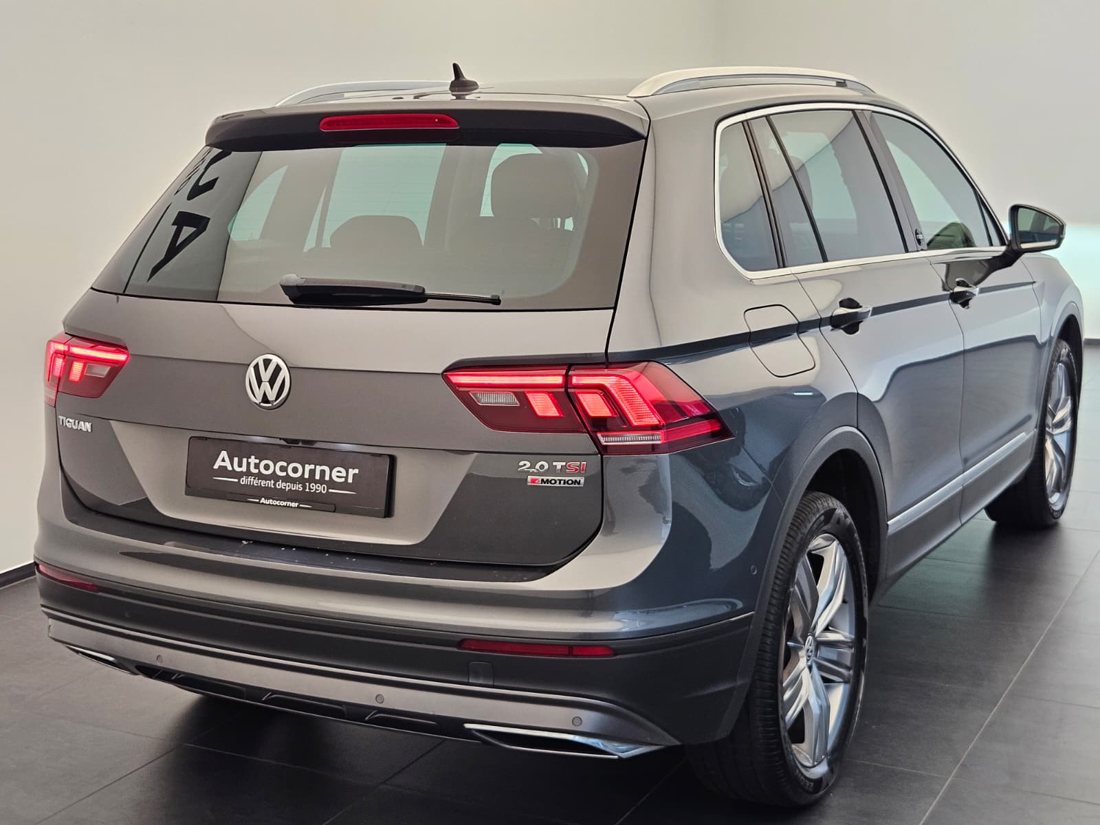 VW Tiguan 2.0TSI Sound 4Motion DSG-image-6