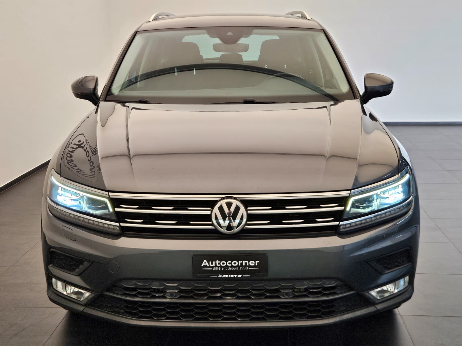 VW Tiguan 2.0TSI Sound 4Motion DSG-image-3