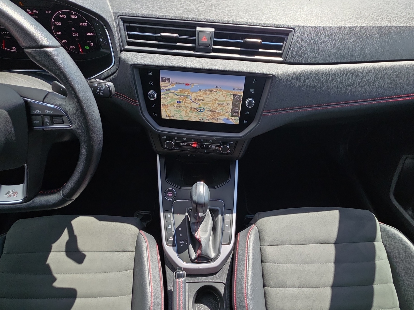 SEAT Arona 1.0 TSI Eco DSG FR-image-11