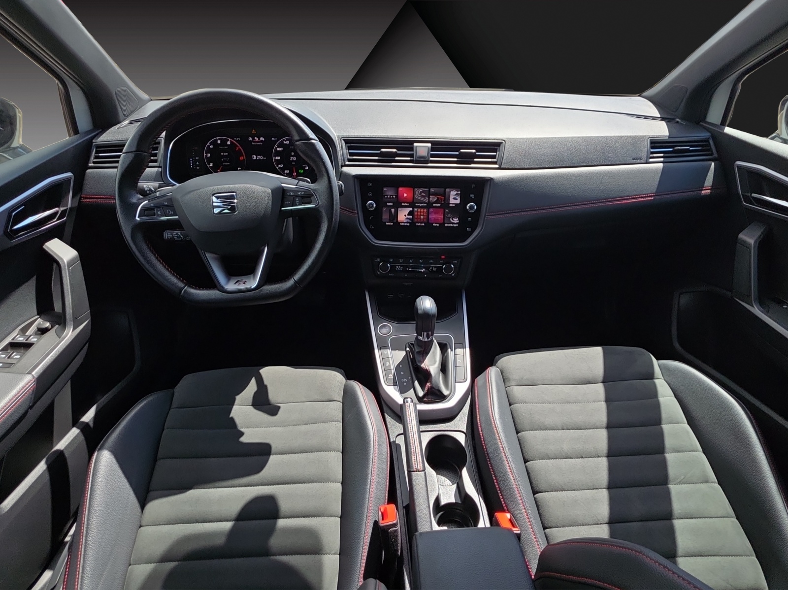 SEAT Arona 1.0 TSI Eco DSG FR-image-9