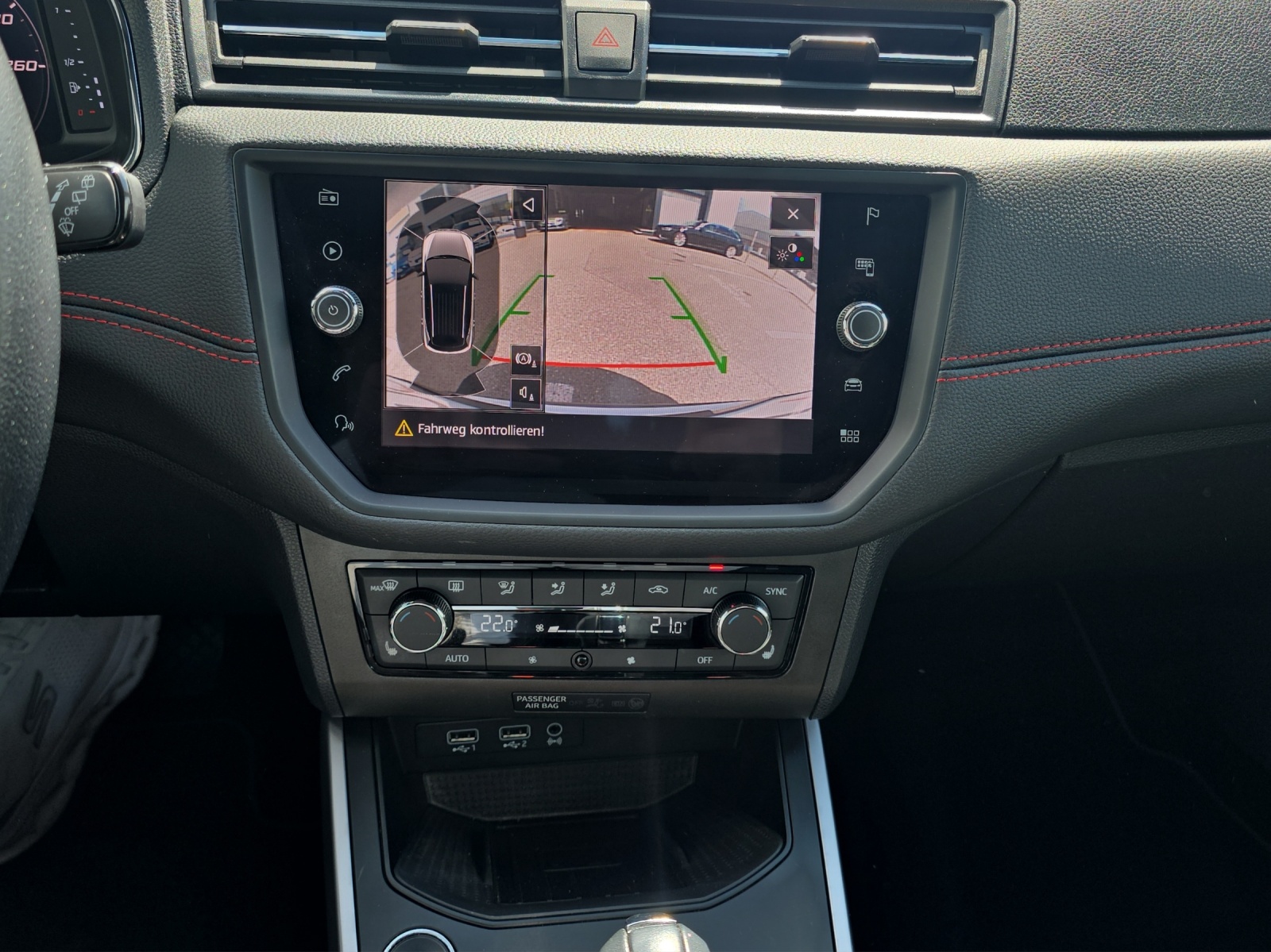 SEAT Arona 1.0 TSI Eco DSG FR-image-10