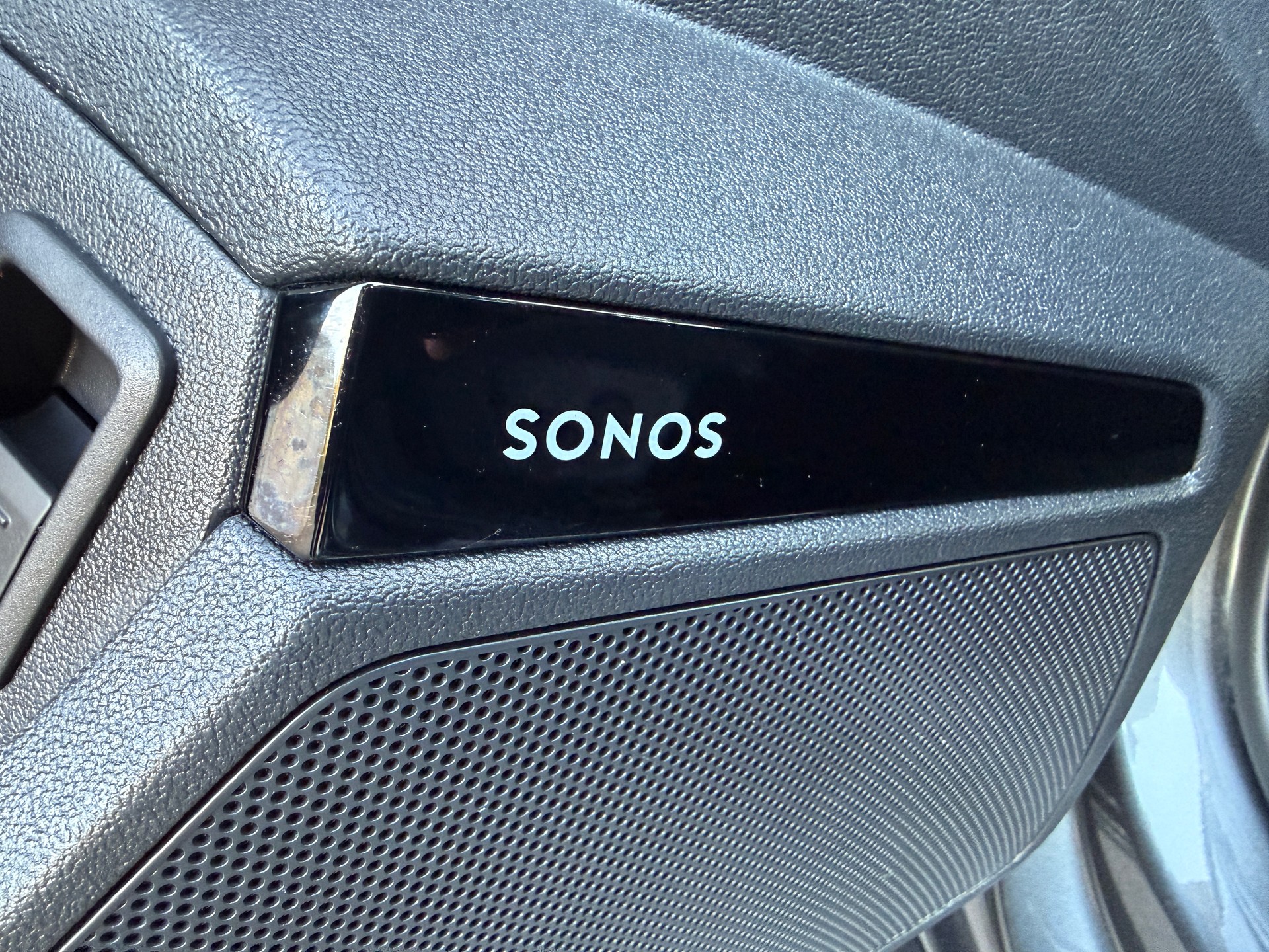 AUDI RS3 Sportback 2.5 TSI quattro S-tronic-image-13