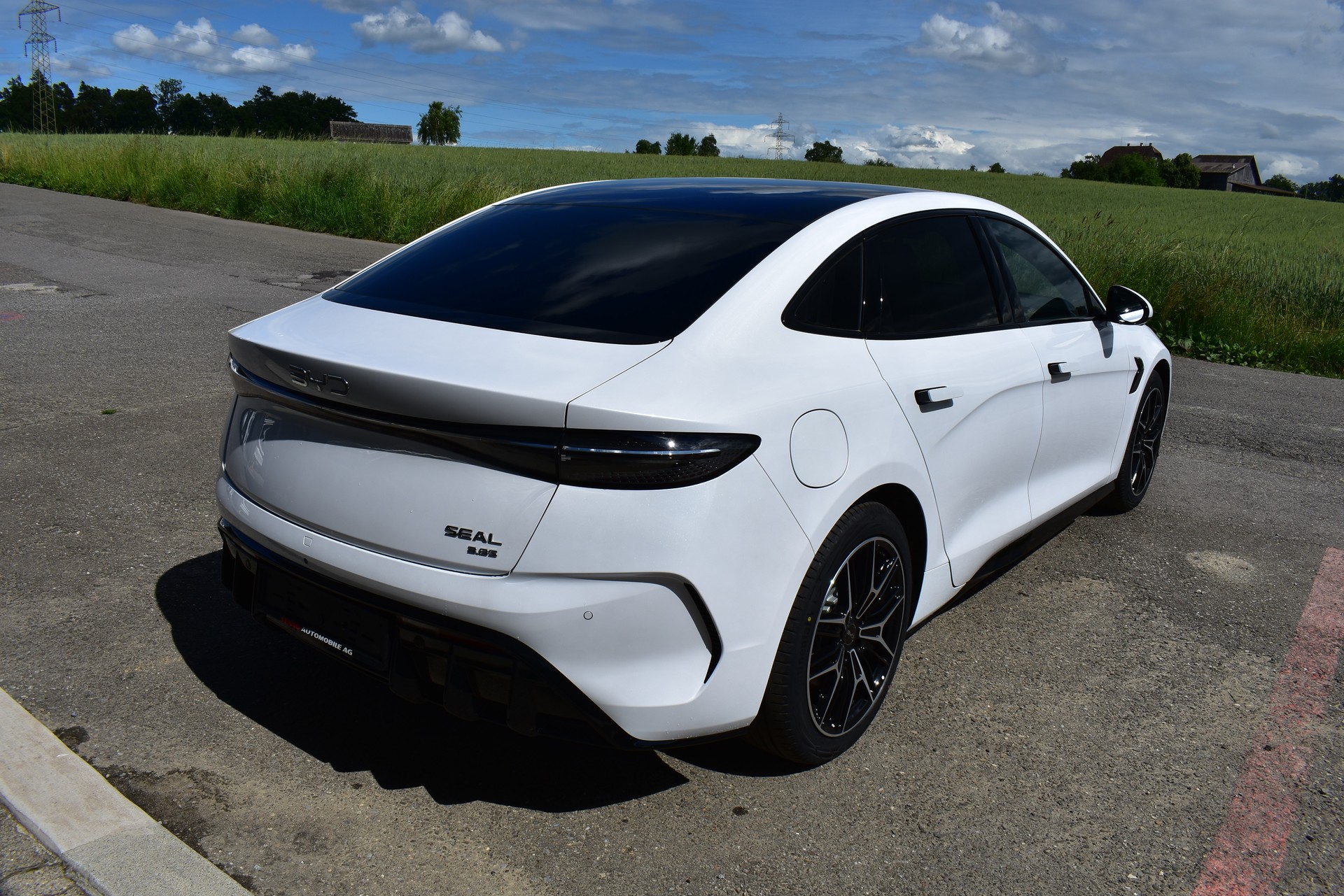 BYD Seal 82,2 kWh Excellence AWD-image-3