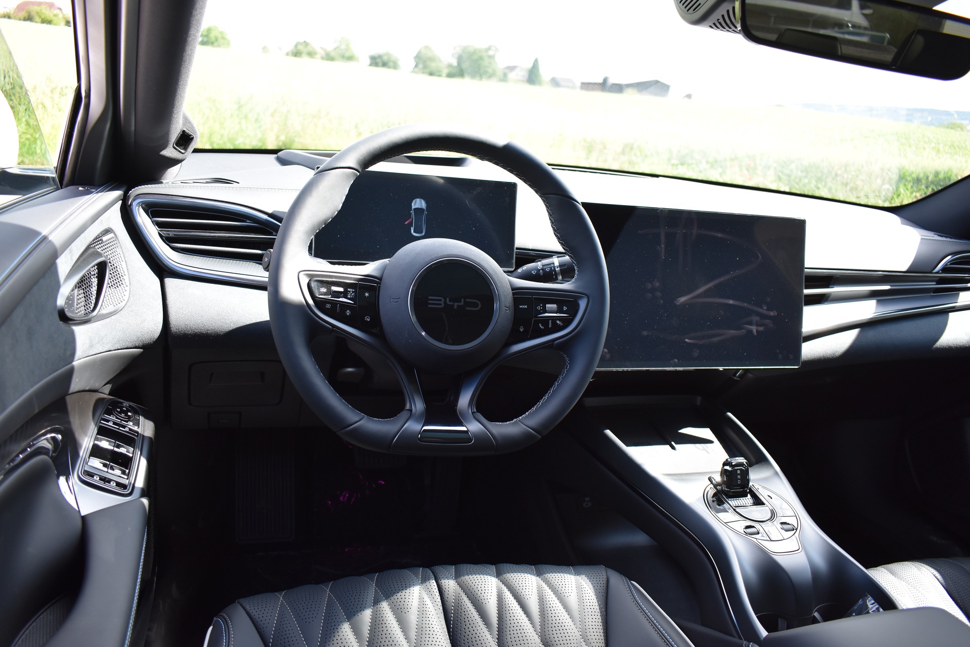 BYD Seal 82,2 kWh Excellence AWD-image-9