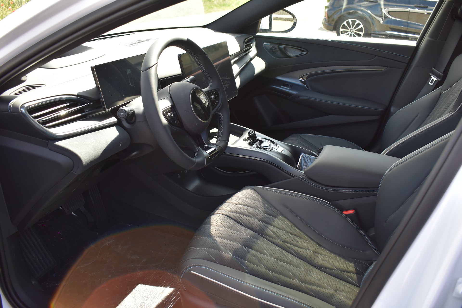 BYD Seal 82,2 kWh Excellence AWD-image-8