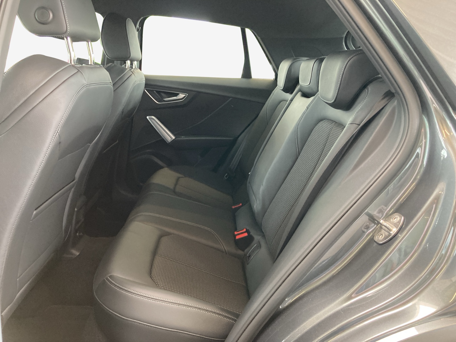 AUDI Q2 40 TFSI S line Attraction quattro S-tronic-image-11