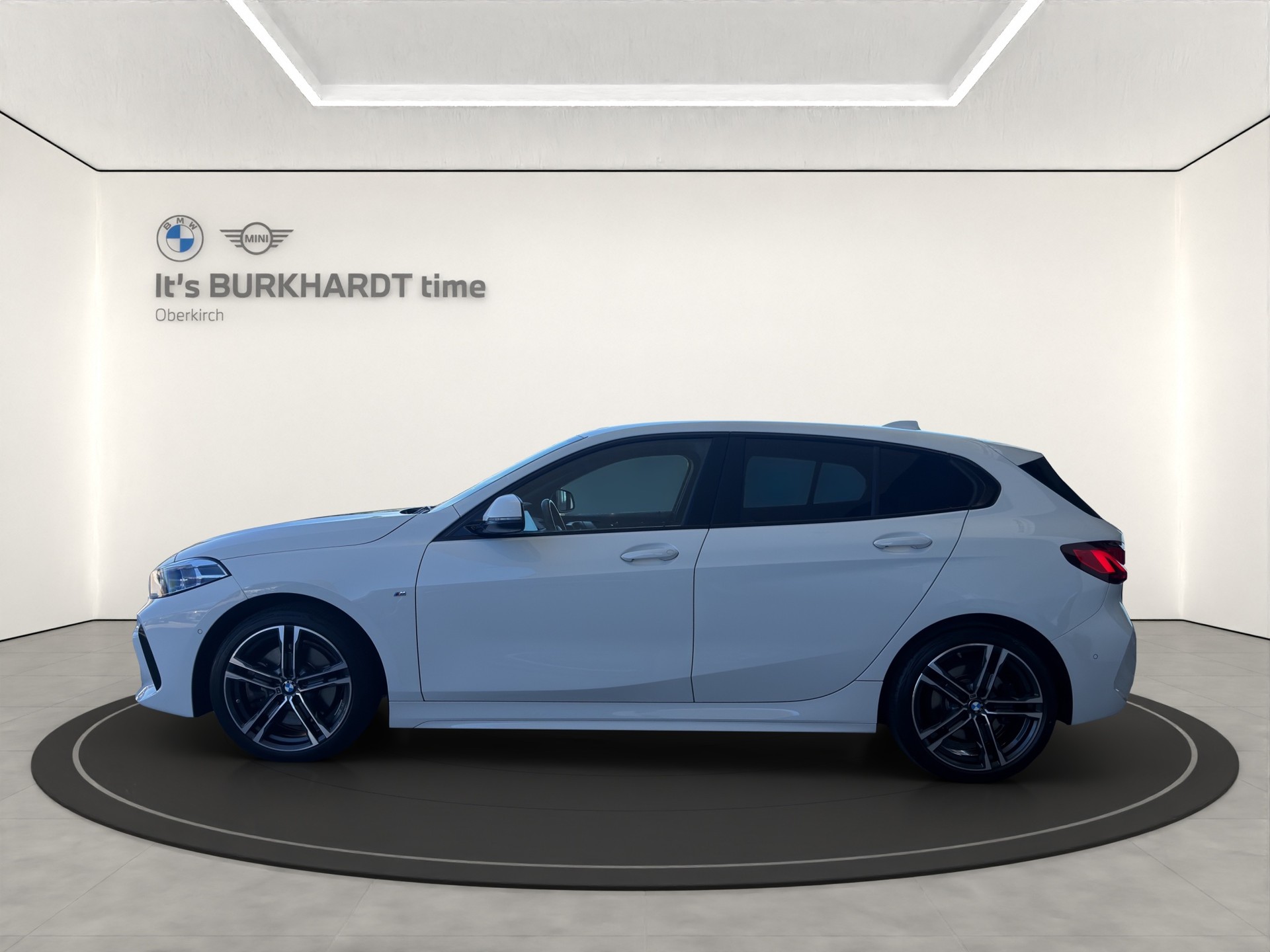 BMW 120d xDrive M Sport-image-1