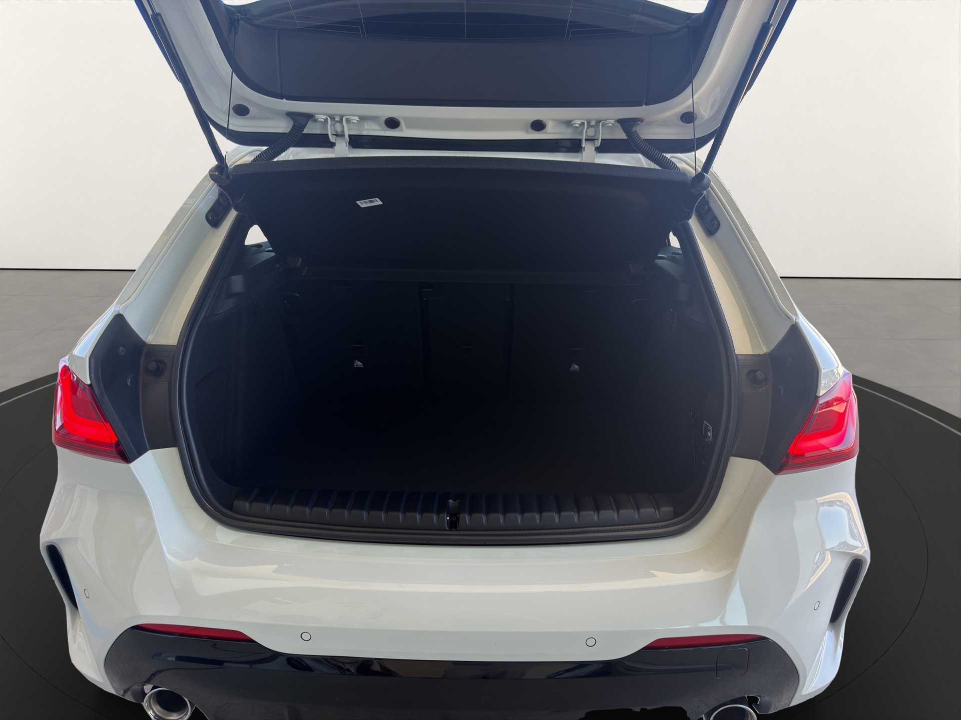 BMW 120d xDrive M Sport-image-19