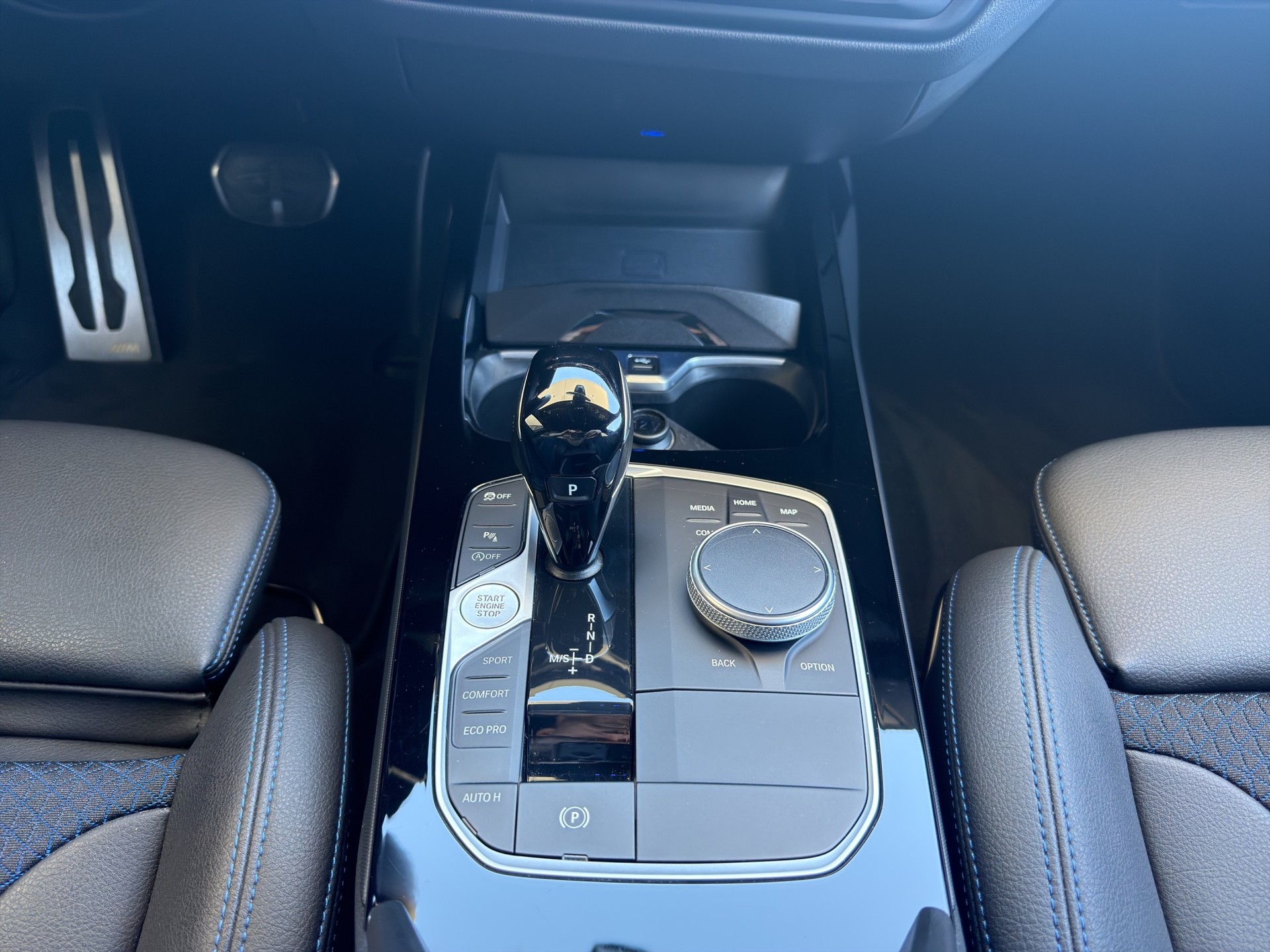 BMW 120d xDrive M Sport-image-13