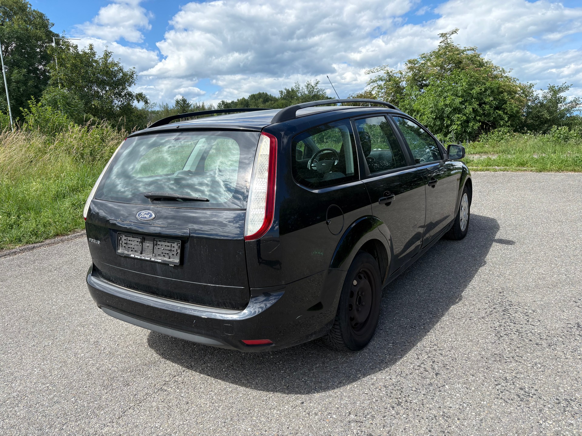 FORD Focus 1.6i VCT Carving-image-1