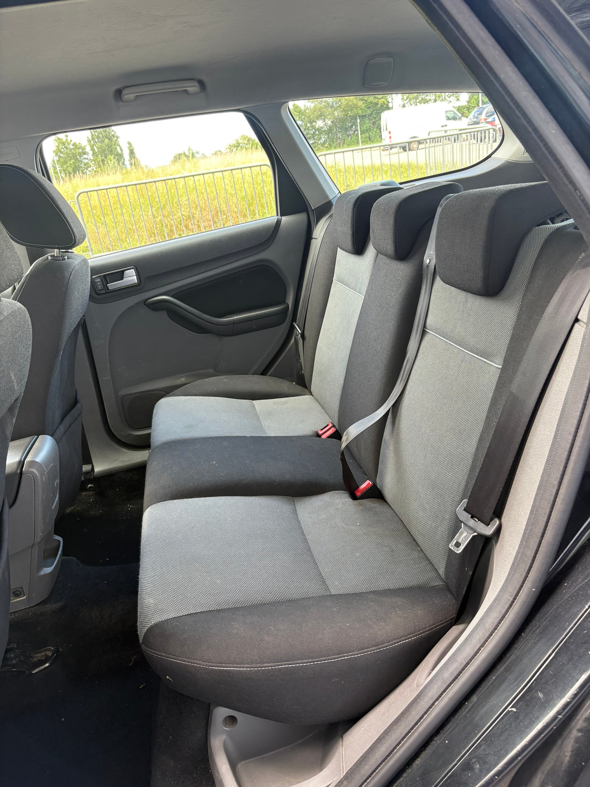 FORD Focus 1.6i VCT Carving-image-9
