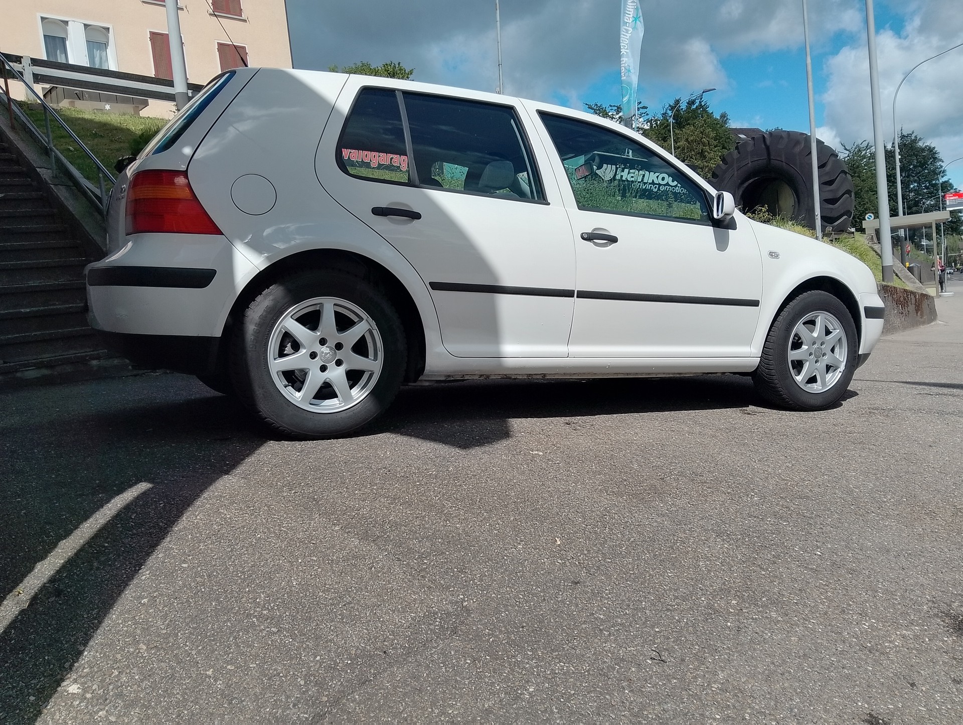 VW Golf 2.0 Comfortline 4Motion-image-8