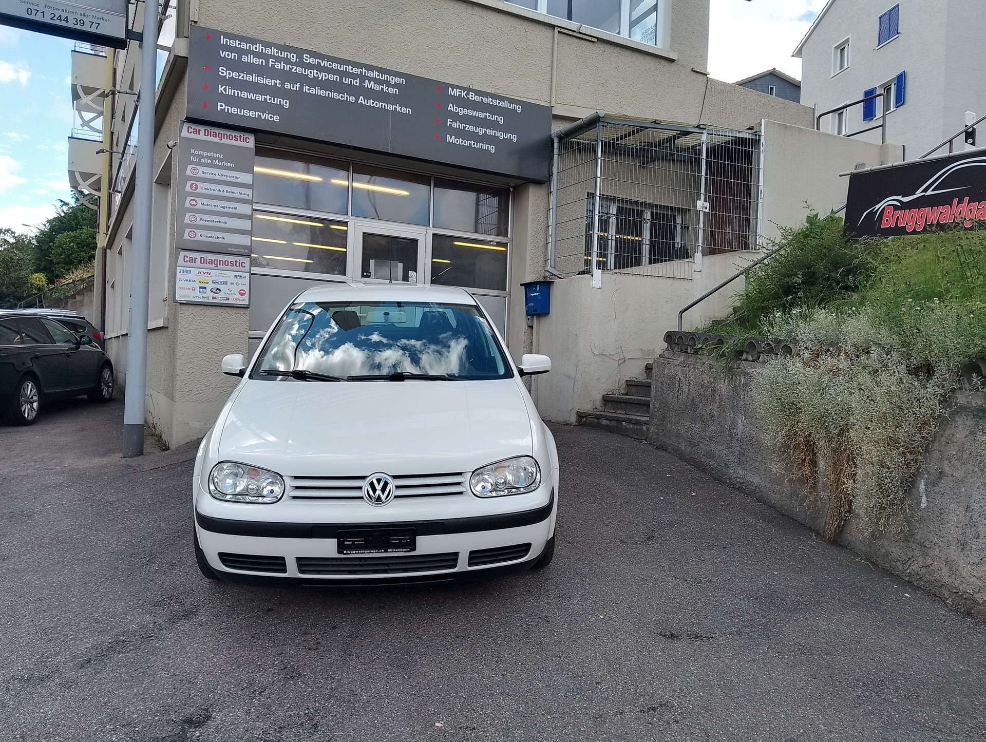 VW Golf 2.0 Comfortline 4Motion-image-0