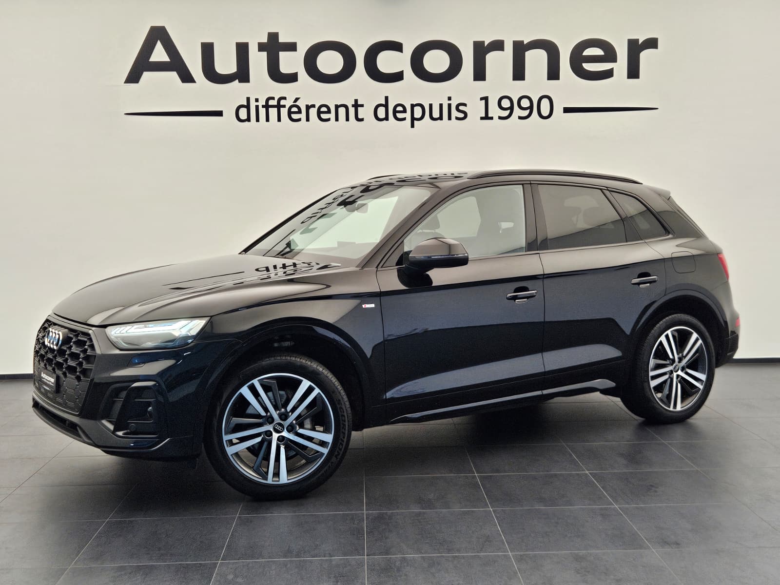 AUDI Q5 50 TFSI e PHEV S line quattro S-tronic-image-0
