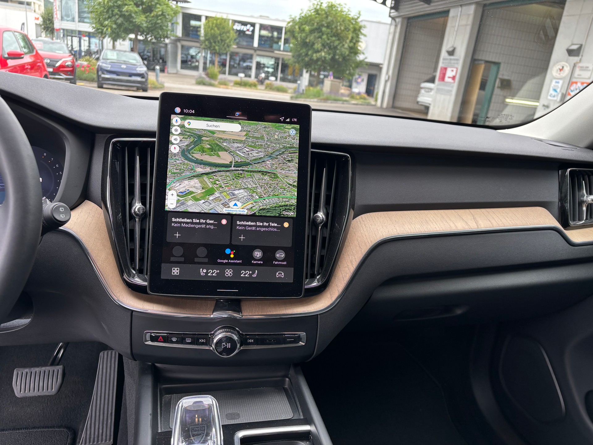 VOLVO XC60 B5 Benzin Mild Hybrid AWD Plus Dark Geartronic-image-16