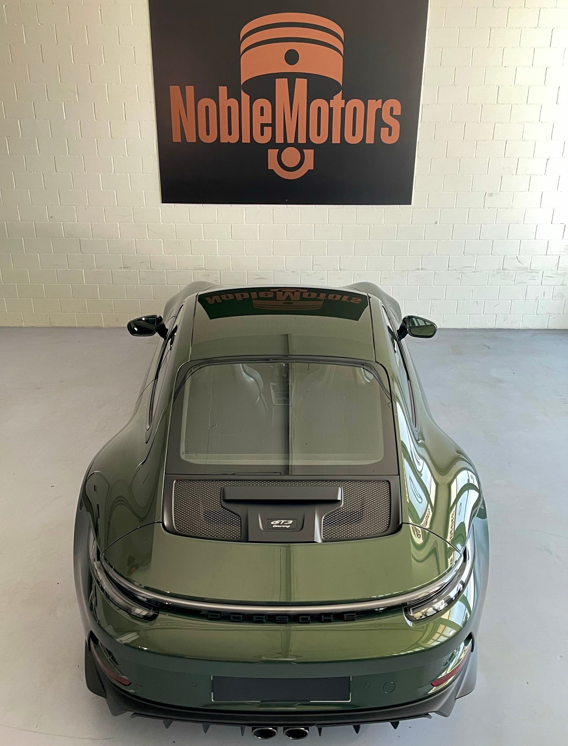 PORSCHE 911 GT3 Touring in Sonderlackierung mit Lederausstattung, Lift, PCCB und PPF foliert-image-13