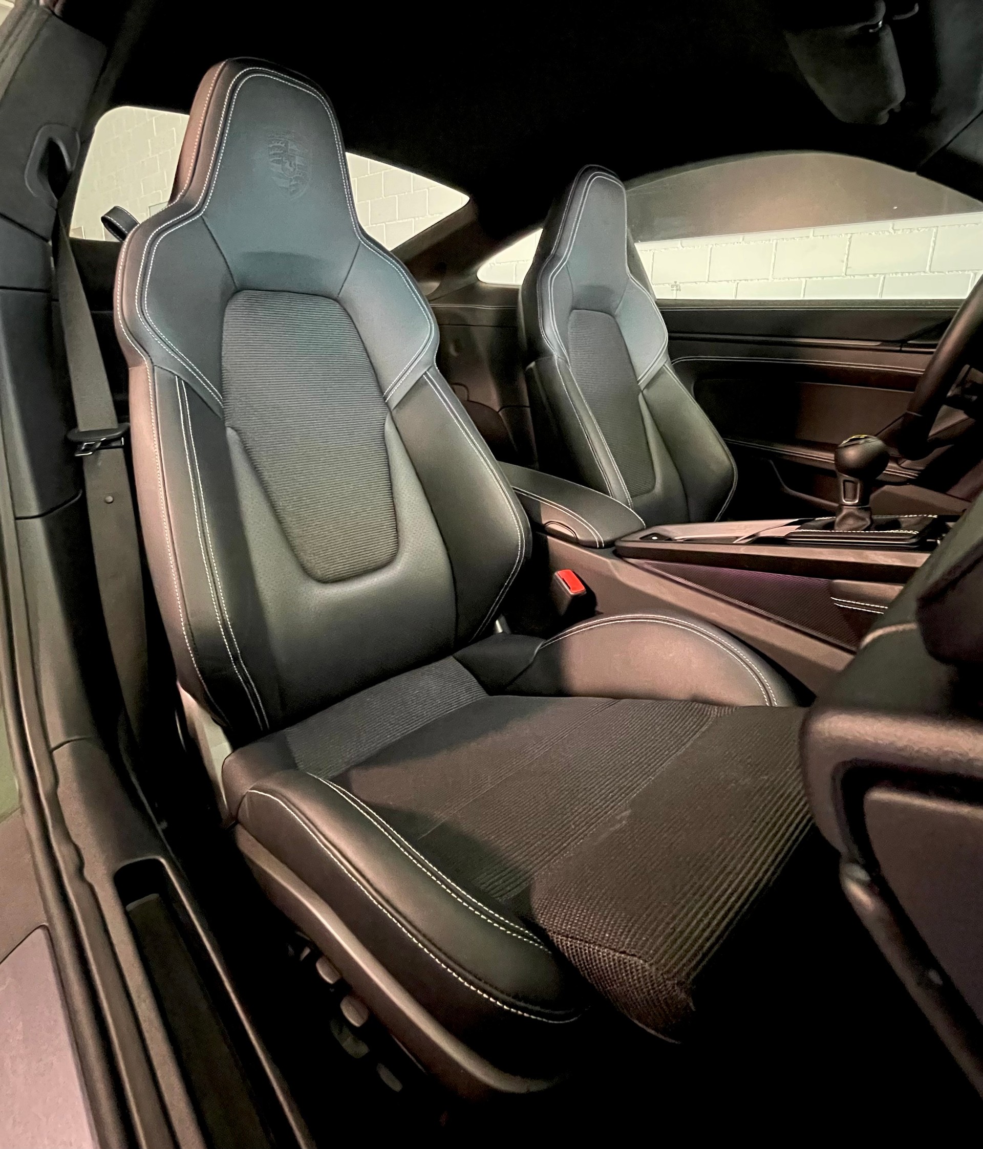 PORSCHE 911 GT3 Touring in Sonderlackierung mit Lederausstattung, Lift, PCCB und PPF foliert-image-23