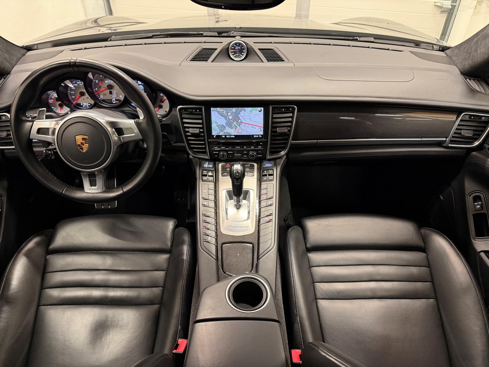 PORSCHE Panamera 4.8 V8 GTS PDK-image-12
