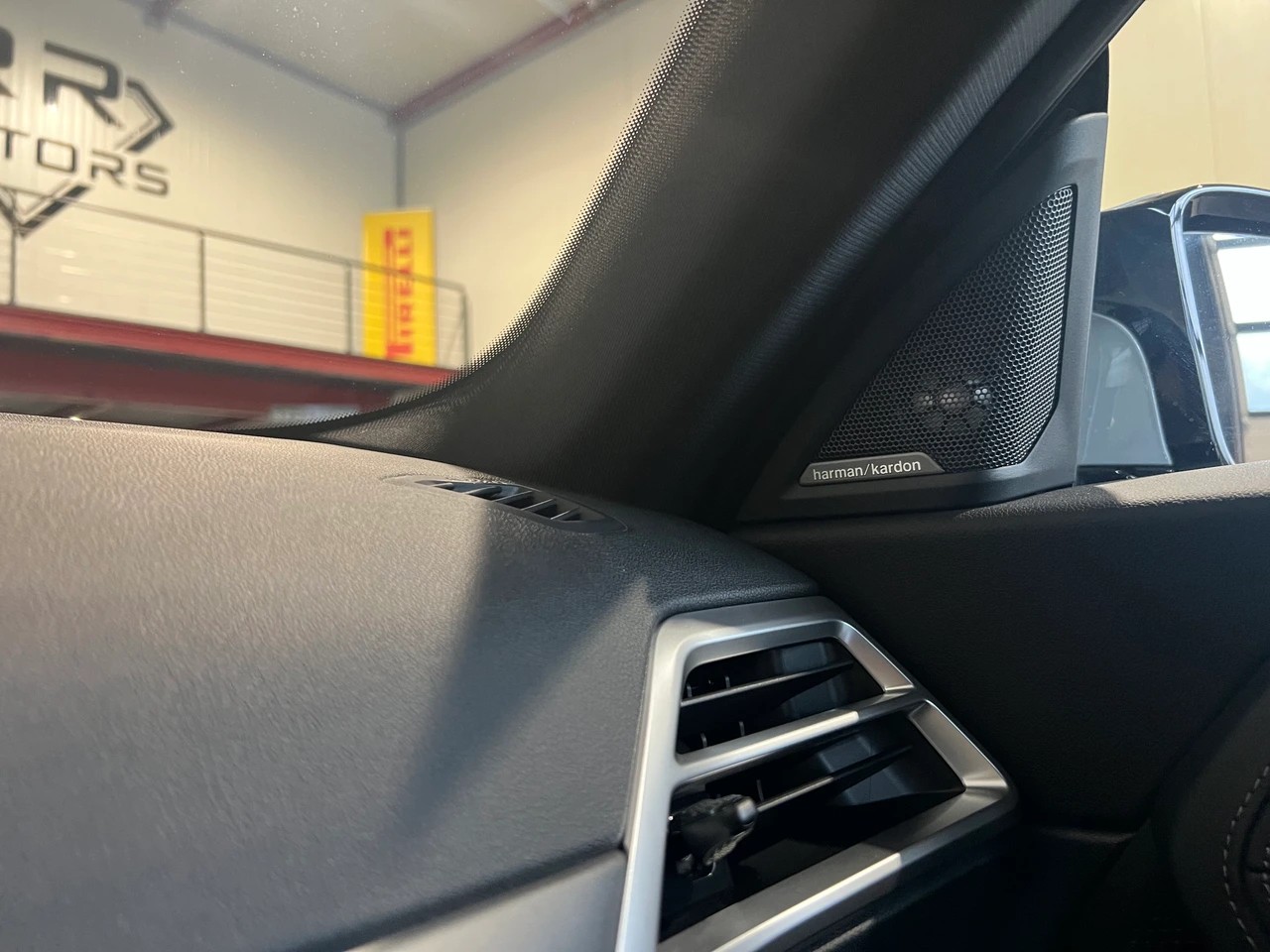 BMW M2 Steptronic-image-8