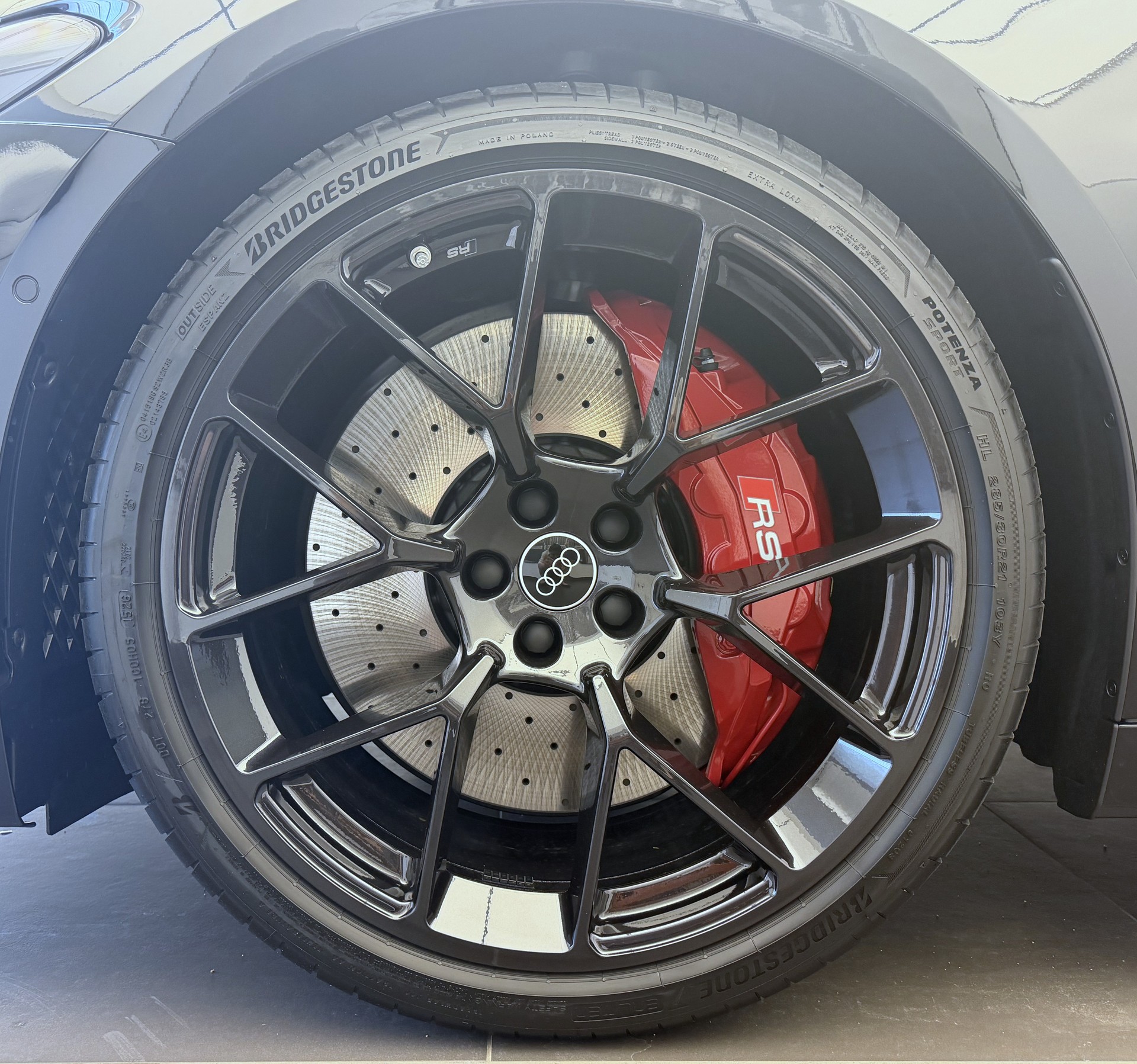 AUDI RS 5 Avant TFSI 470 kW Tiptronic quattro-image-2