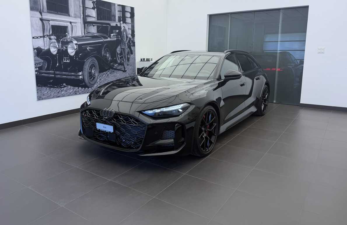 AUDI RS 5 Avant TFSI 470 kW Tiptronic quattro