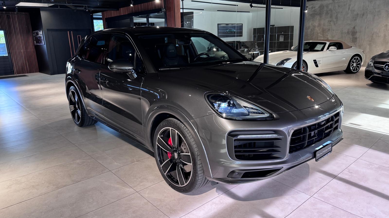 PORSCHE Cayenne GTS-image-1