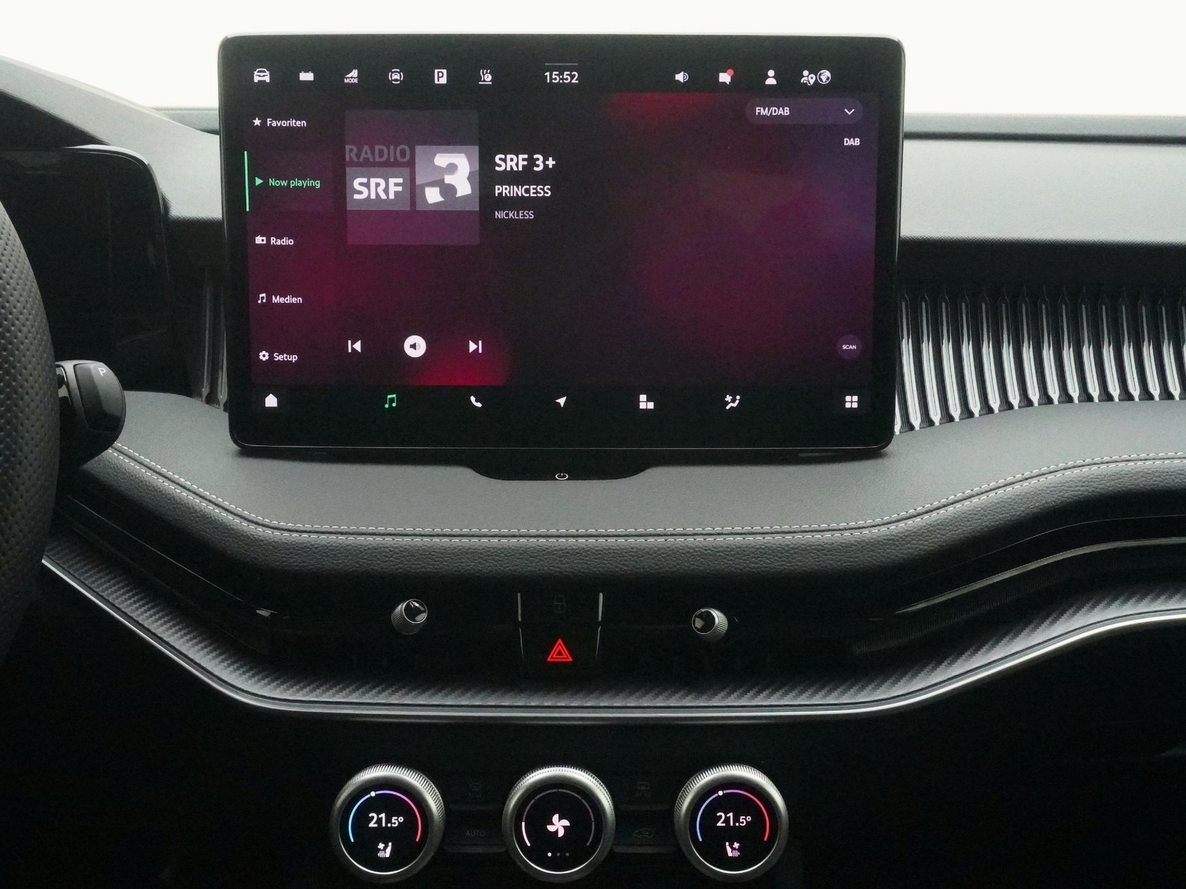SKODA Superb 1.5 TSI Plug-in-Hybrid Sportline DSG-image-25