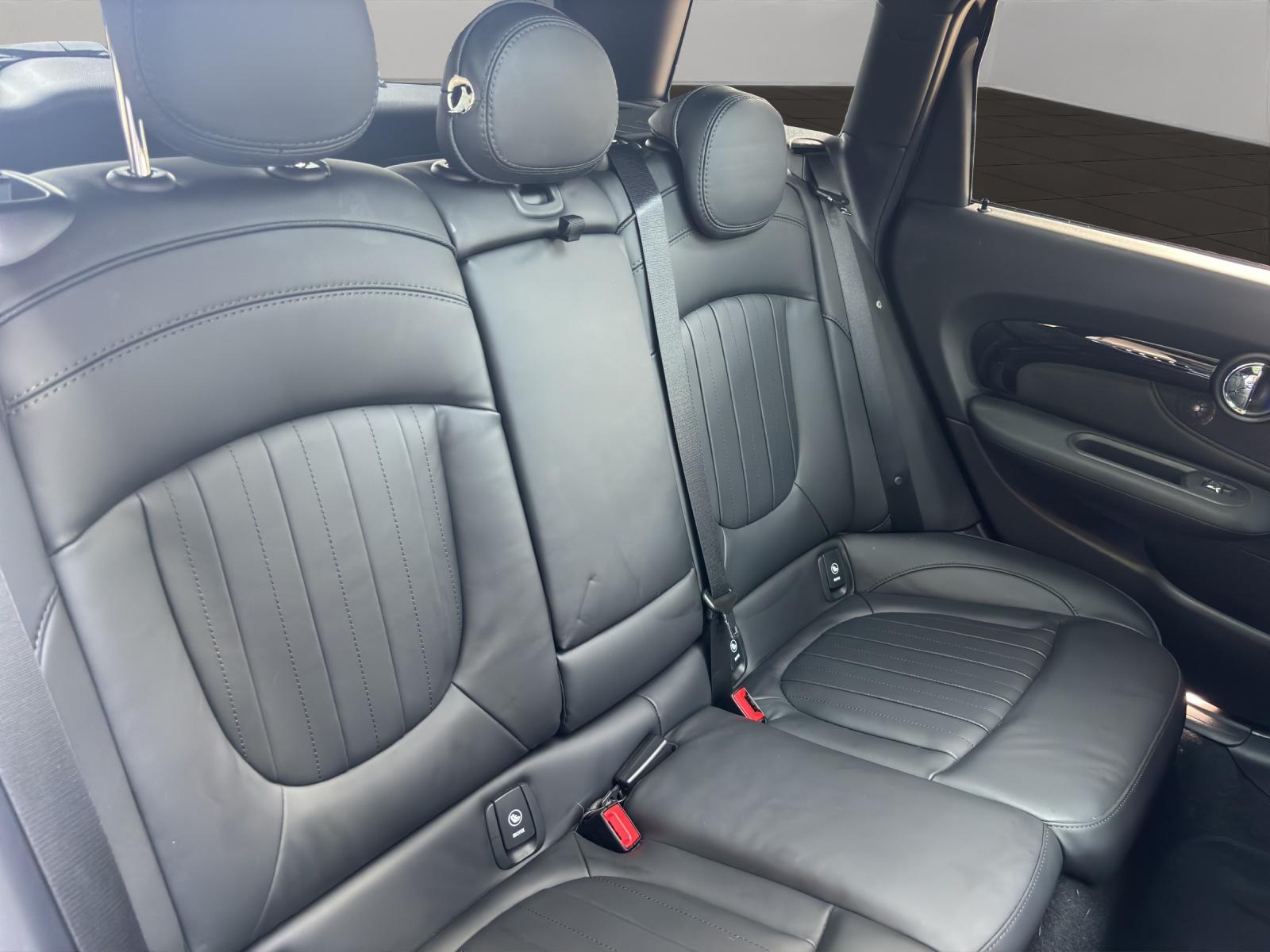 MINI Clubman F54 2.0i John Cooper Works ALL4-image-11