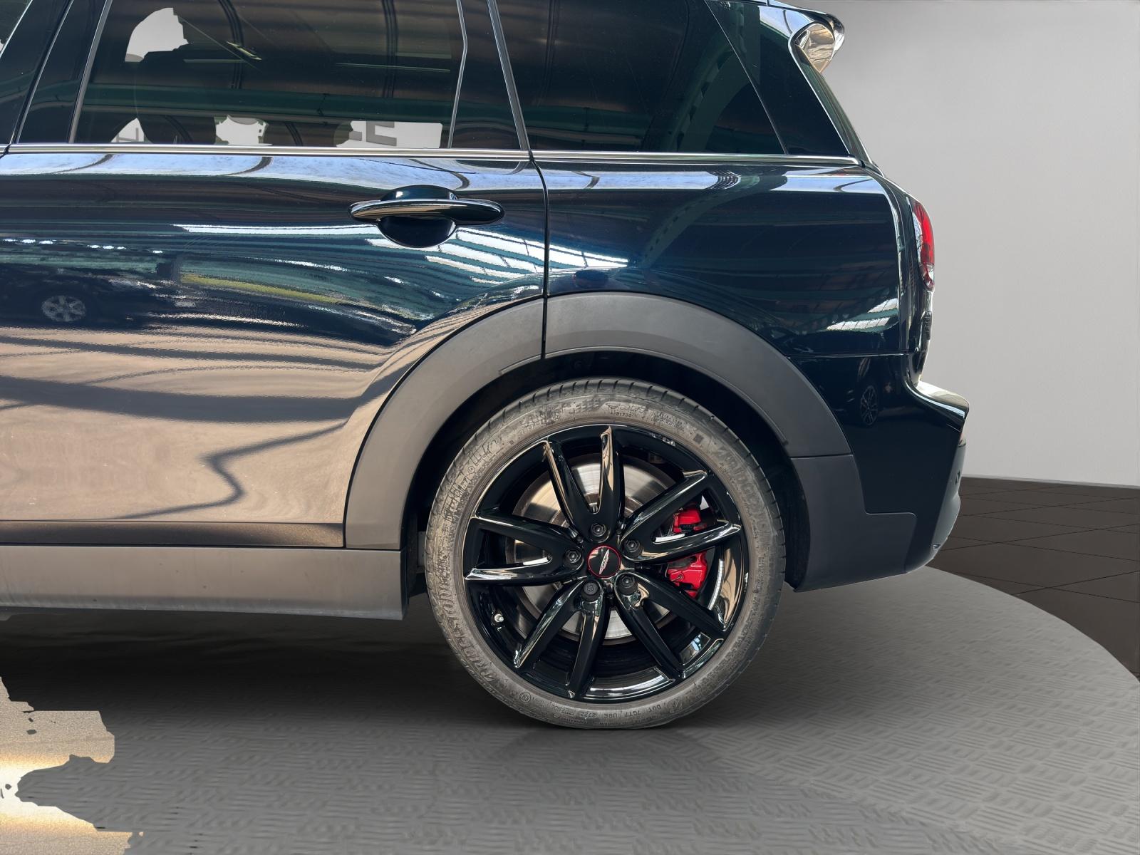 MINI Clubman F54 2.0i John Cooper Works ALL4-image-23