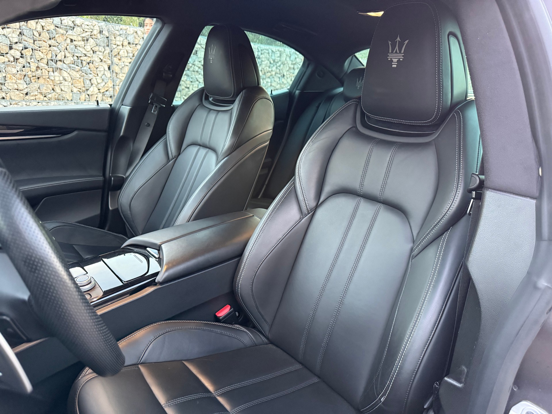 MASERATI Ghibli 2.0 Hybrid GranSport Automatica-image-11