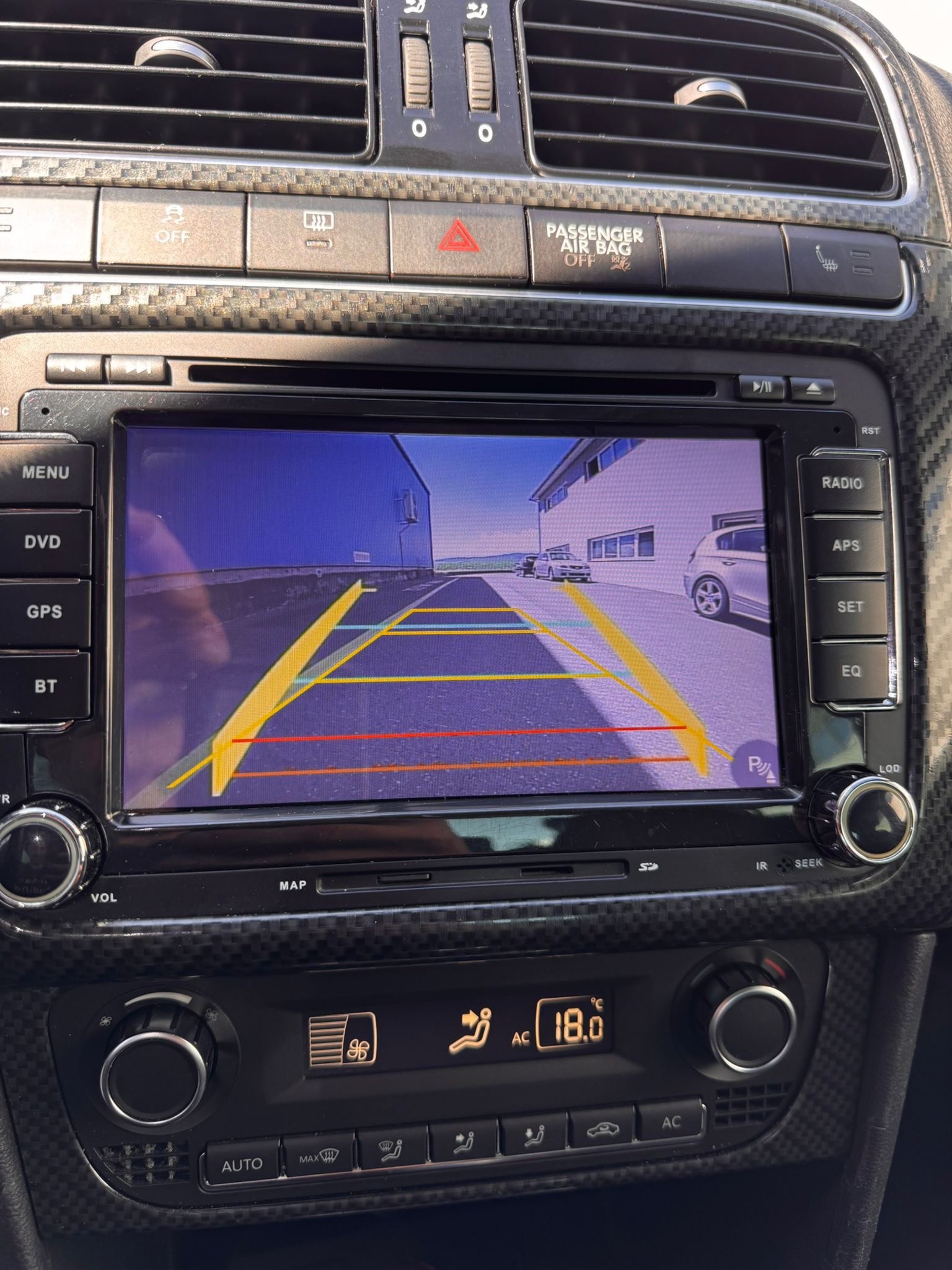 VW Polo 1.4 TSI GTI Carbon Edition DSG-image-6